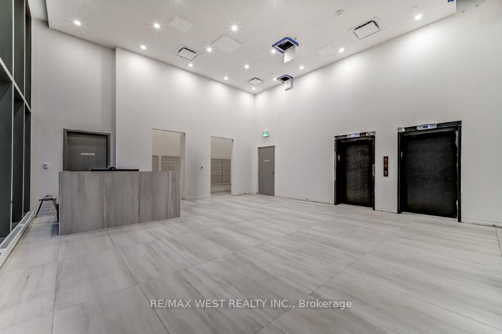 Photo 9 of Unit 513, 859 The Queensway, Etobicoke, Stonegate-Queensway — HOMEH
