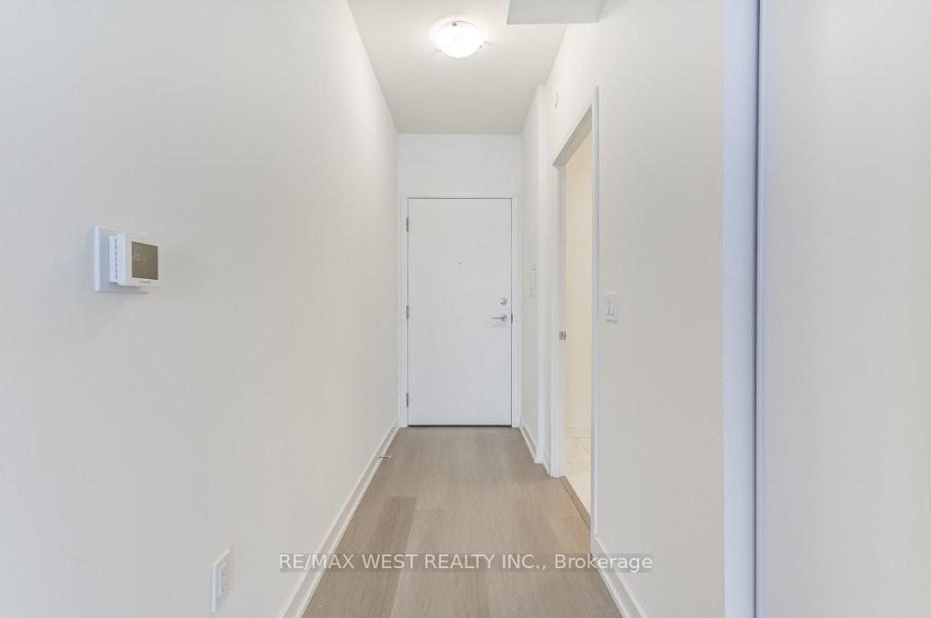 Photo 14 of Unit 513, 859 The Queensway, Etobicoke, Stonegate-Queensway — HOMEH