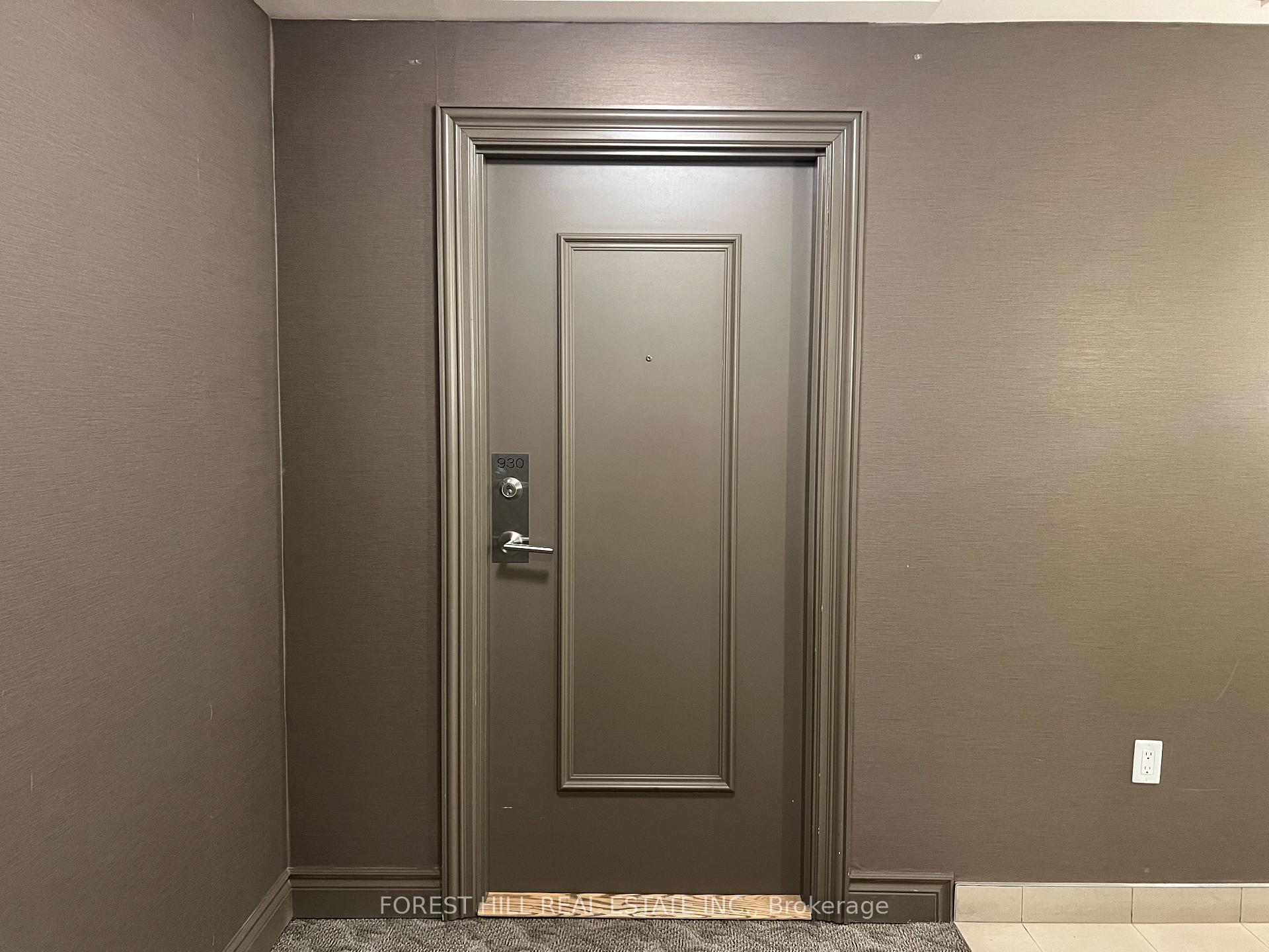 Photo 3 of Unit 930, 35 Saranac Boulevard, Toronto, Englemount-Lawrence — HOMEH
