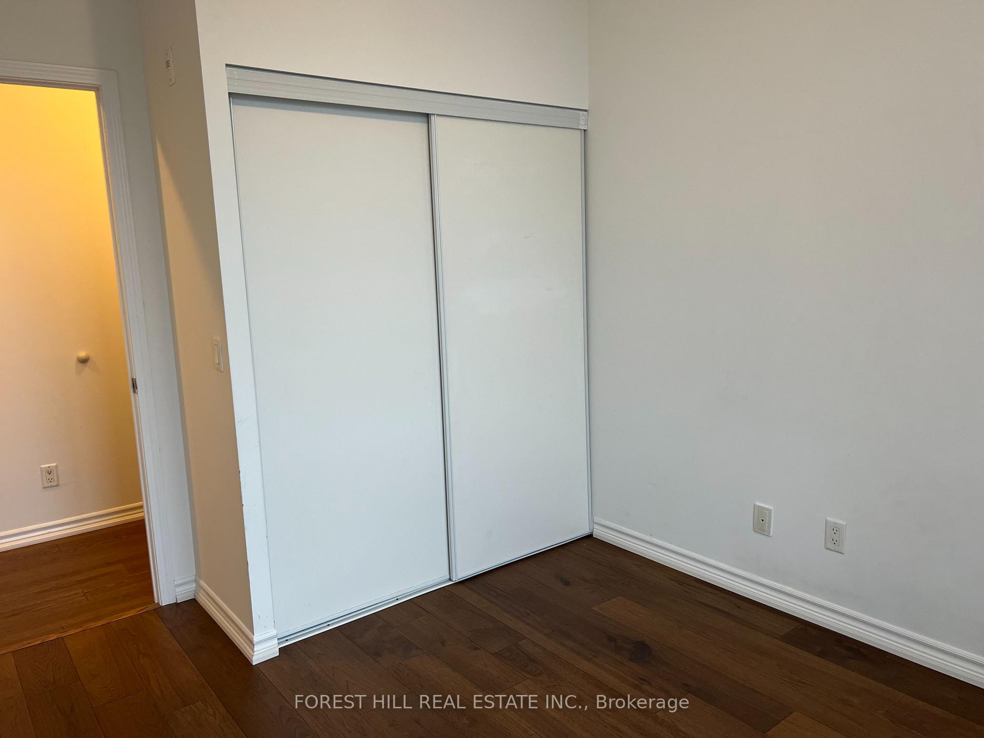 Photo 13 of Unit 930, 35 Saranac Boulevard, Toronto, Englemount-Lawrence — HOMEH