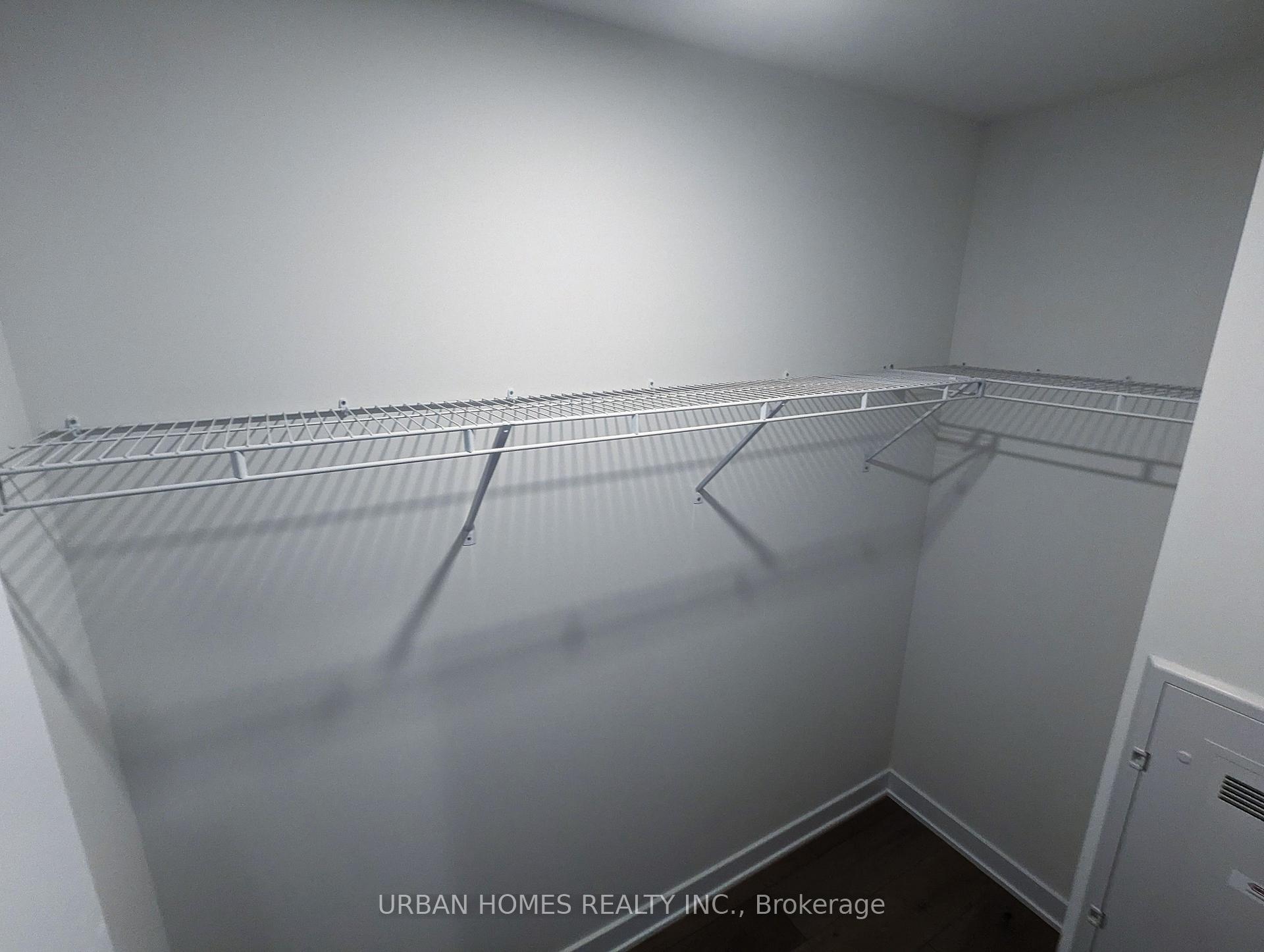 Photo 12 of Unit 1210, 10 Honeycrisp Crescent, Vaughan, Vaughan Corporate Centre — HOMEH
