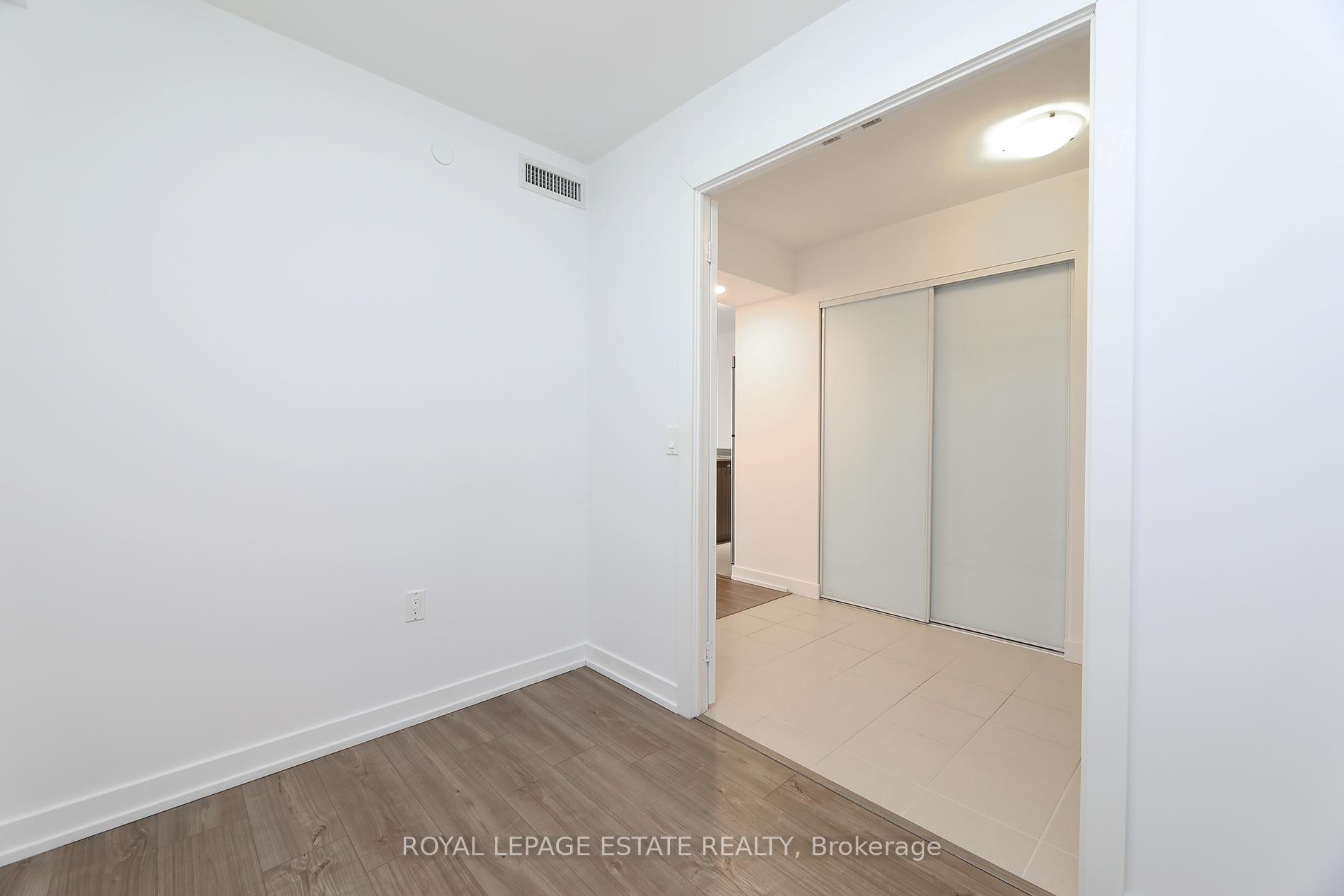 Photo 7 of Unit 808, 1346 Danforth Road, Scarborough, Eglinton East — HOMEH