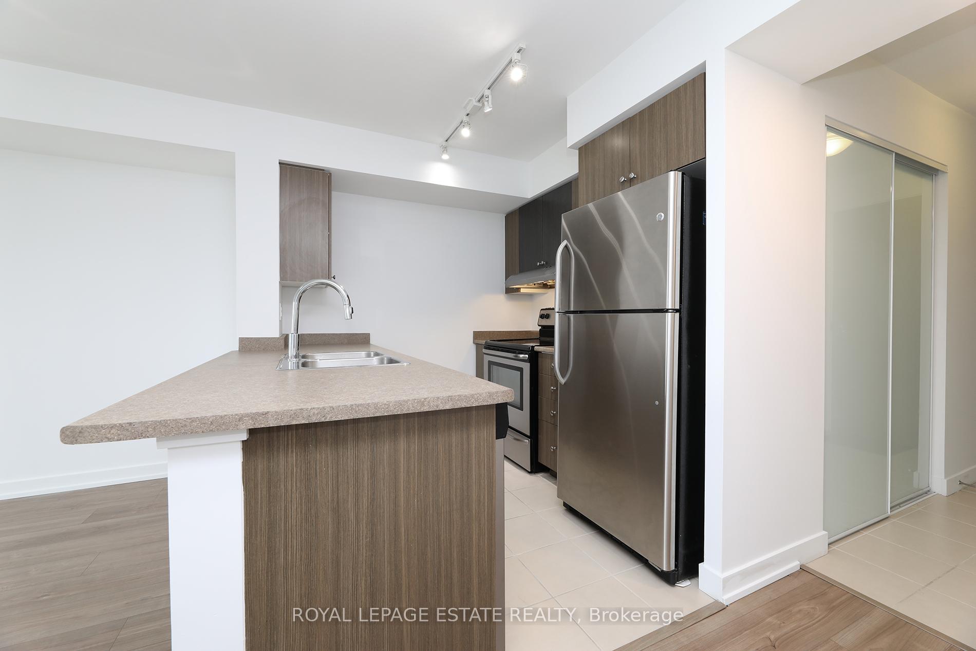 Photo 9 of Unit 808, 1346 Danforth Road, Scarborough, Eglinton East — HOMEH
