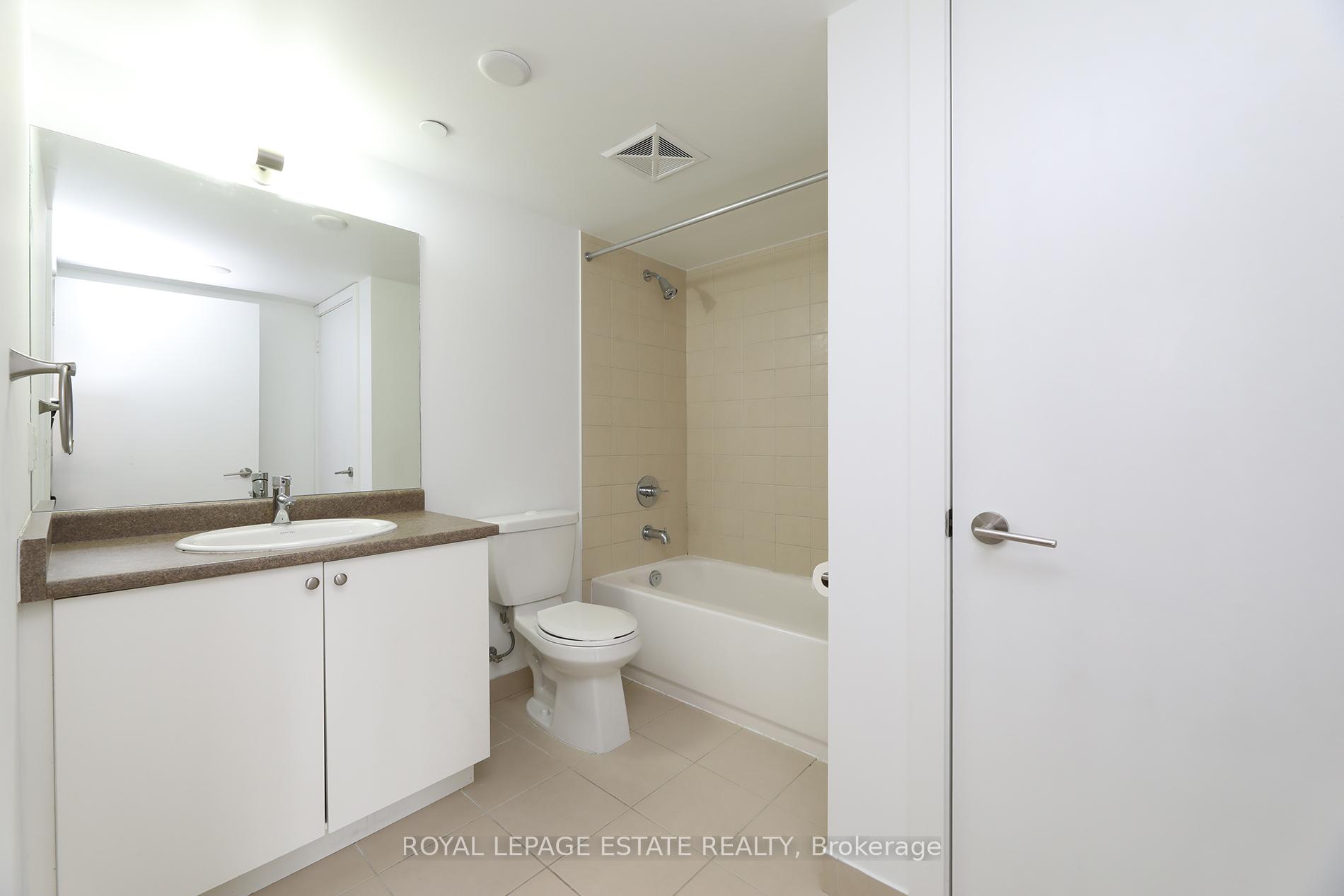 Photo 16 of Unit 808, 1346 Danforth Road, Scarborough, Eglinton East — HOMEH