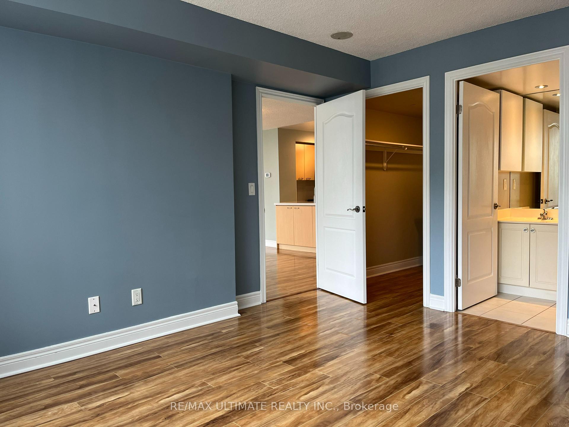 Photo 19 of Unit 818, 48 Suncrest Boulevard, Markham, Commerce Valley — HOMEH