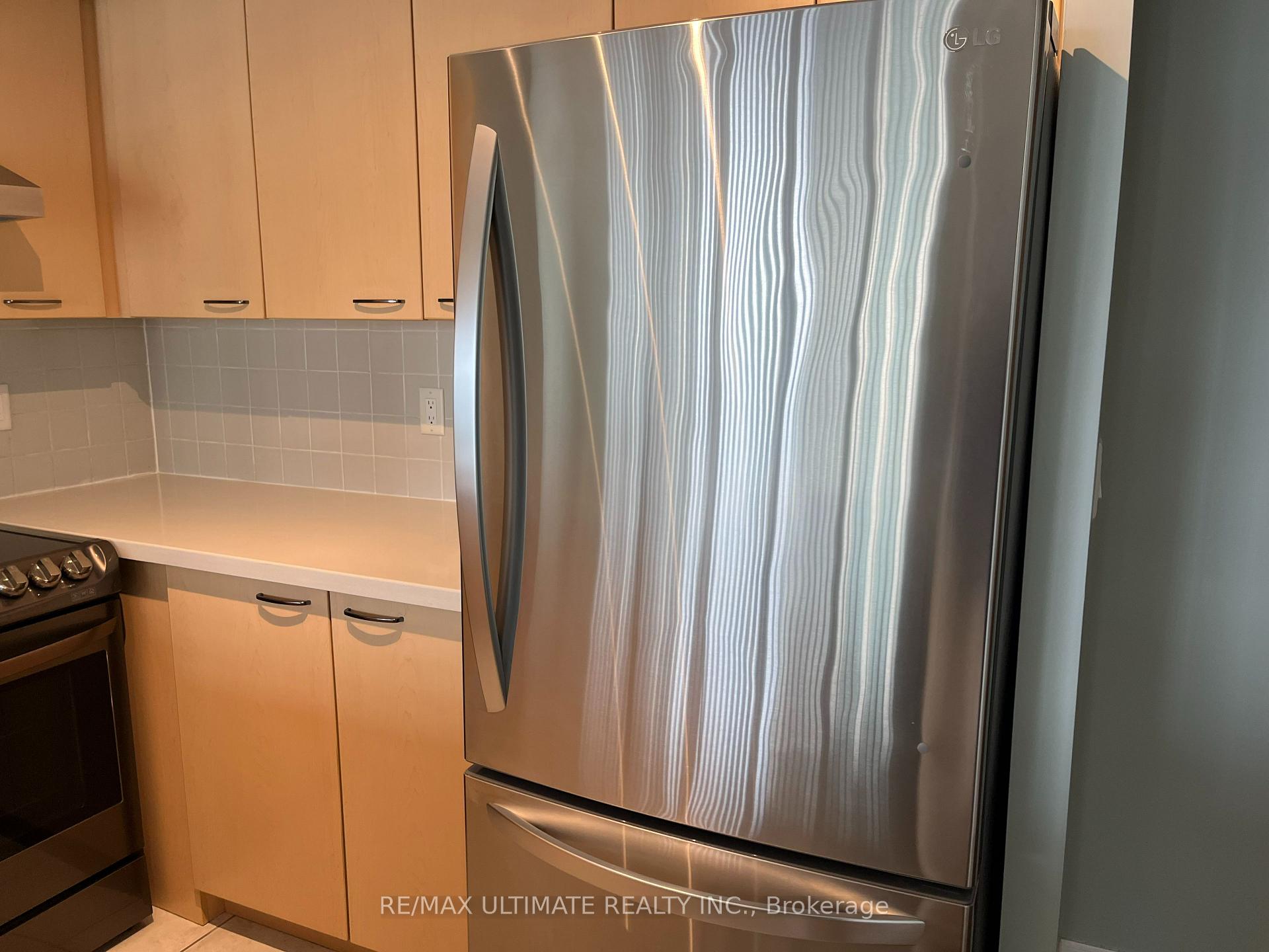 Photo 31 of Unit 818, 48 Suncrest Boulevard, Markham, Commerce Valley — HOMEH