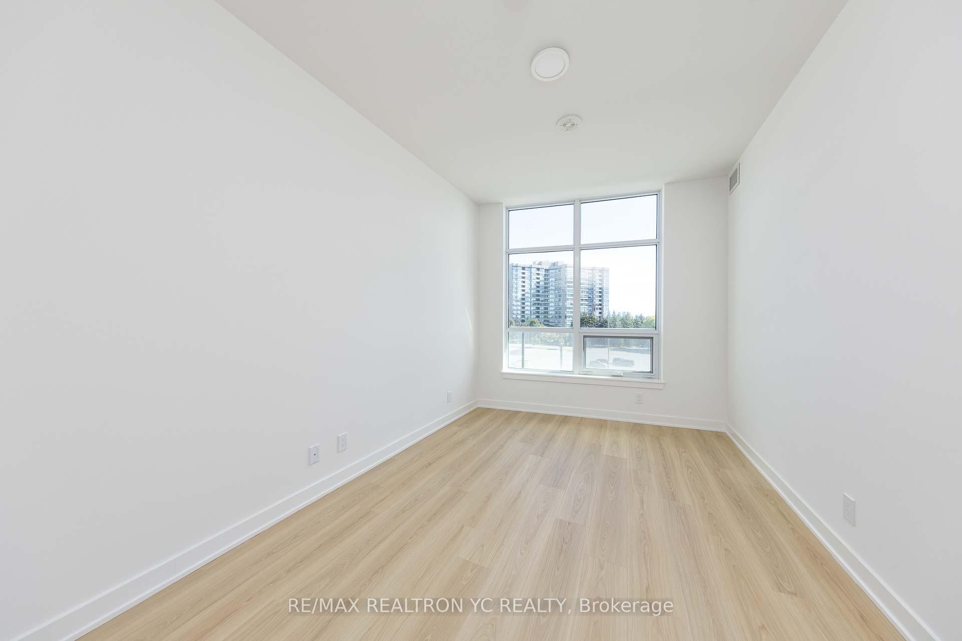 Photo 4 of Unit A205, 30 Upper Mall Way, Vaughan, Brownridge — HOMEH