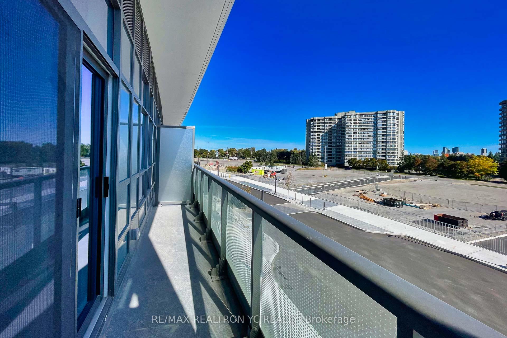 Photo 14 of Unit A205, 30 Upper Mall Way, Vaughan, Brownridge — HOMEH
