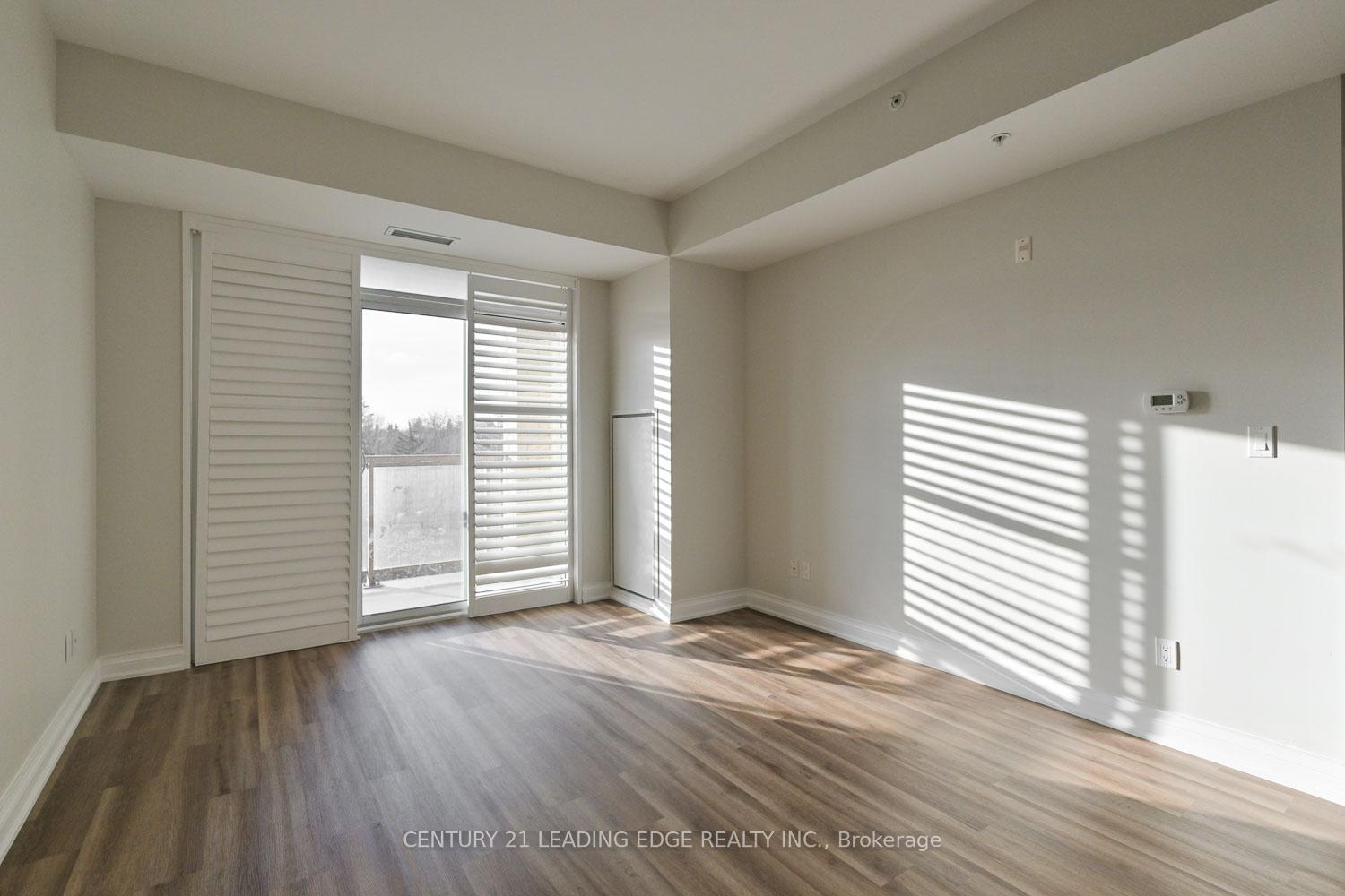 Photo 6 of Unit 302, 68 Main Street N, Markham, Old Markham Village — HOMEH