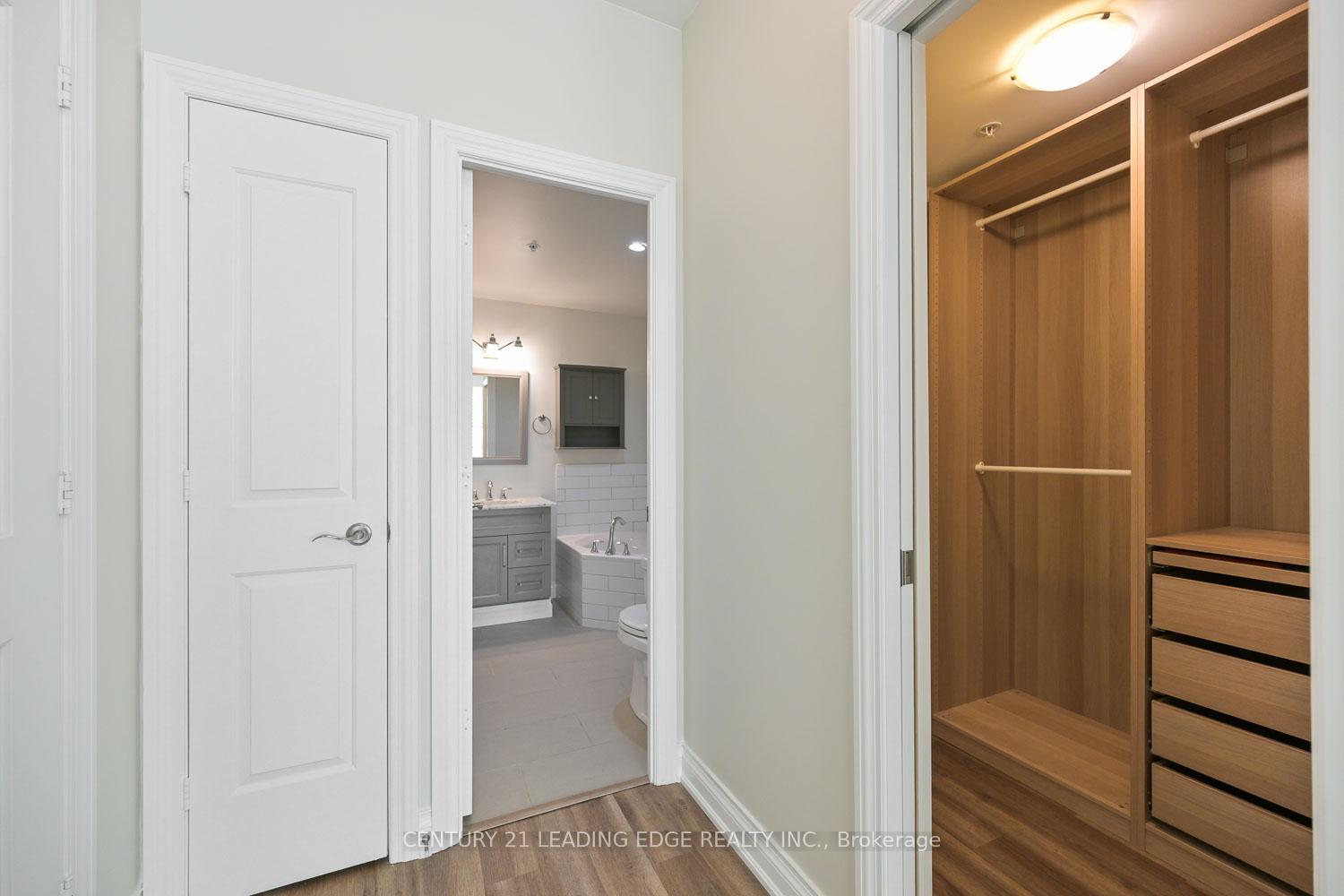 Photo 15 of Unit 302, 68 Main Street N, Markham, Old Markham Village — HOMEH
