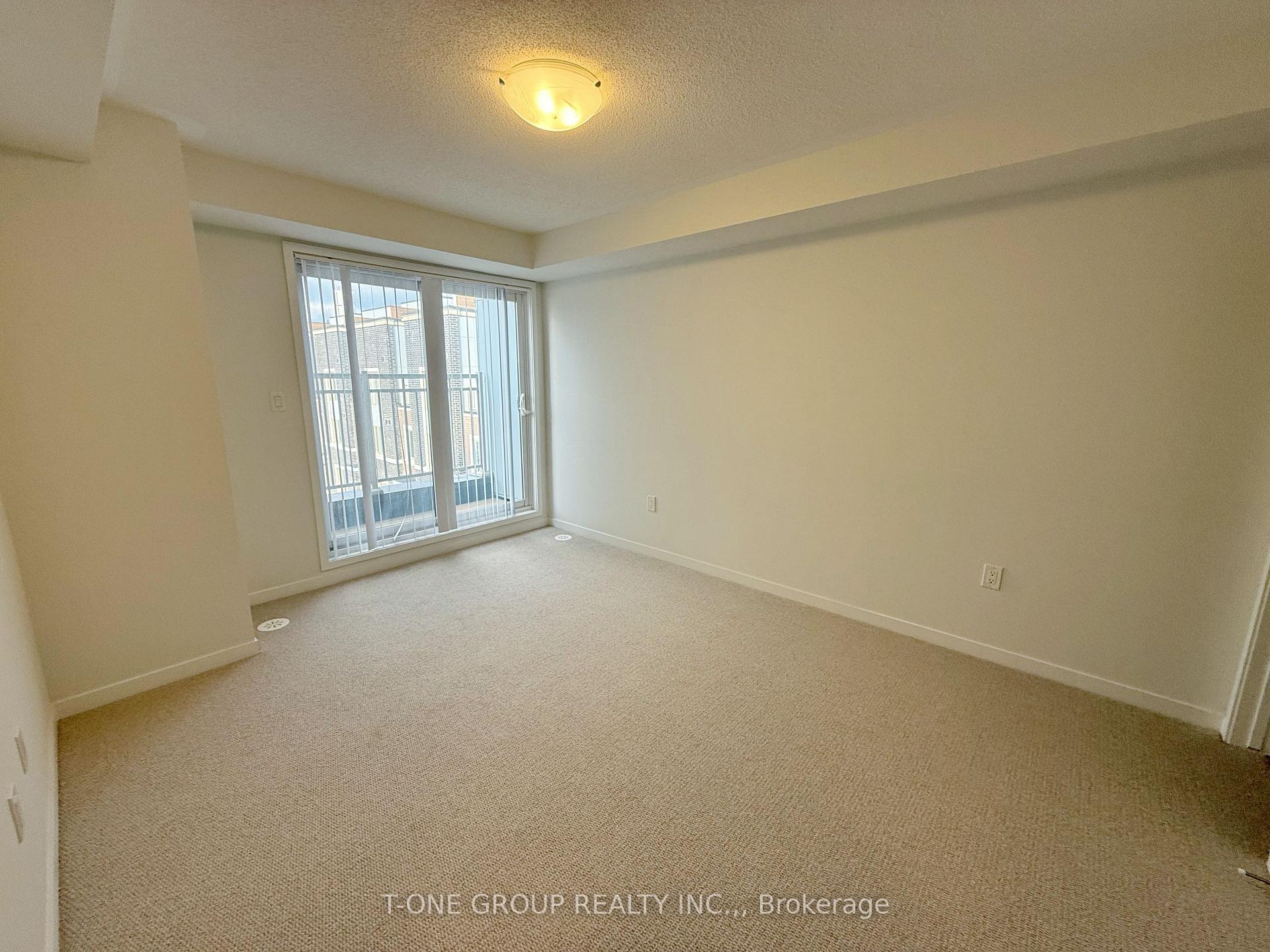 Photo 10 of Unit 352, 100 Honeycrisp Crescent, Vaughan, Vaughan Corporate Centre — HOMEH