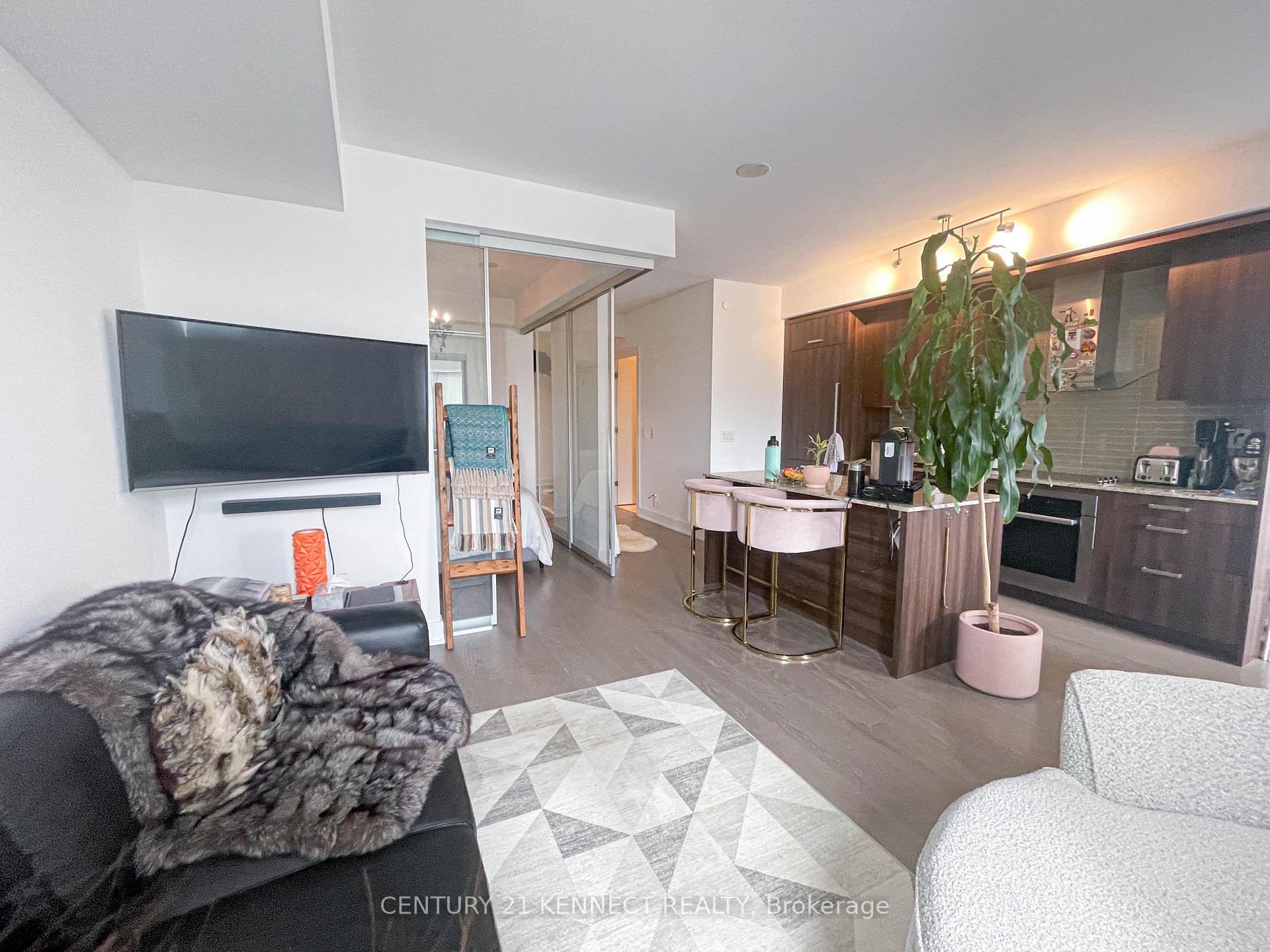Photo 9 of Unit 613, 3018 Yonge Street, Toronto, Lawrence Park South — HOMEH