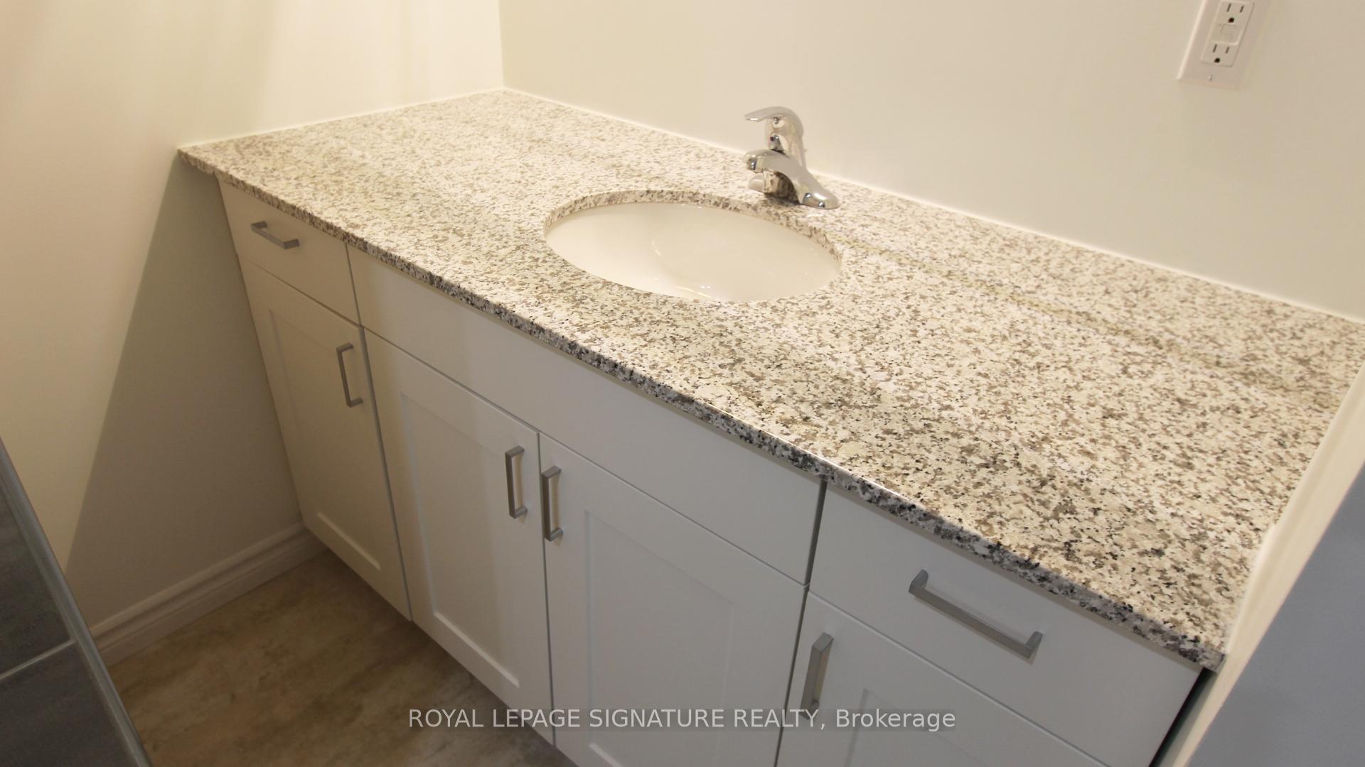 Photo 4 of Unit B, 155 Hanmer Street, Barrie, East Bayfield — HOMEH