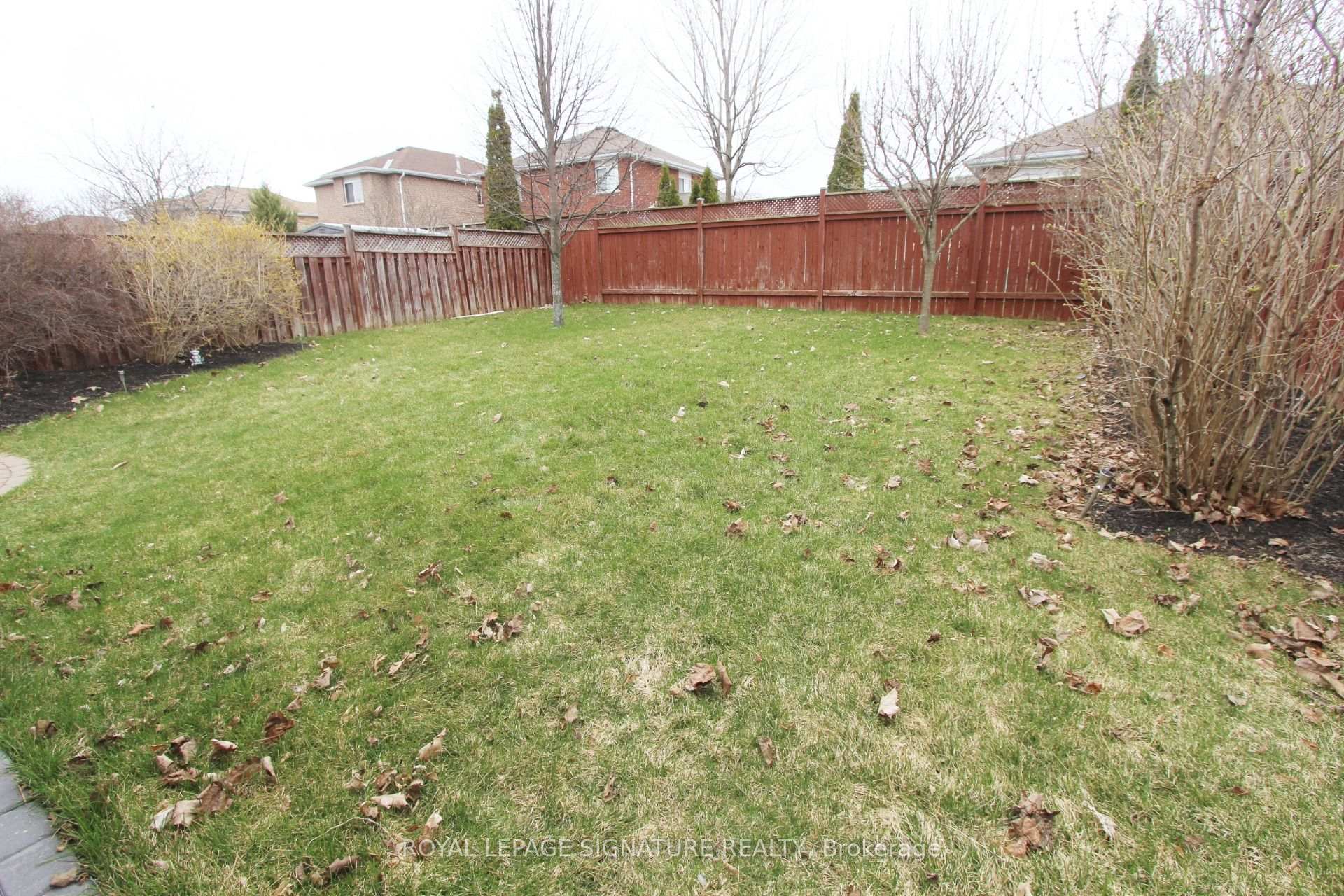 Photo 8 of Unit B, 155 Hanmer Street, Barrie, East Bayfield — HOMEH
