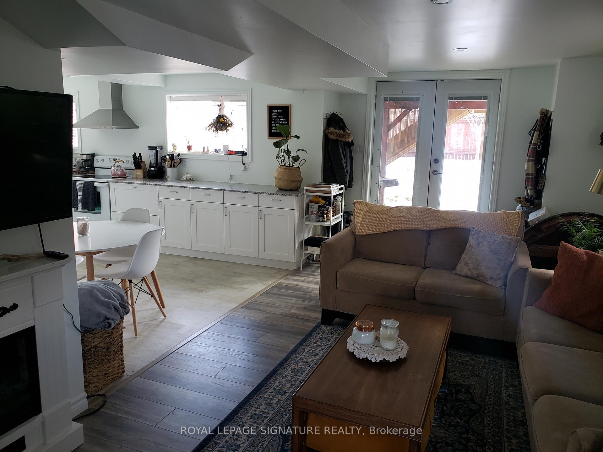 Photo 12 of Unit B, 155 Hanmer Street, Barrie, East Bayfield — HOMEH