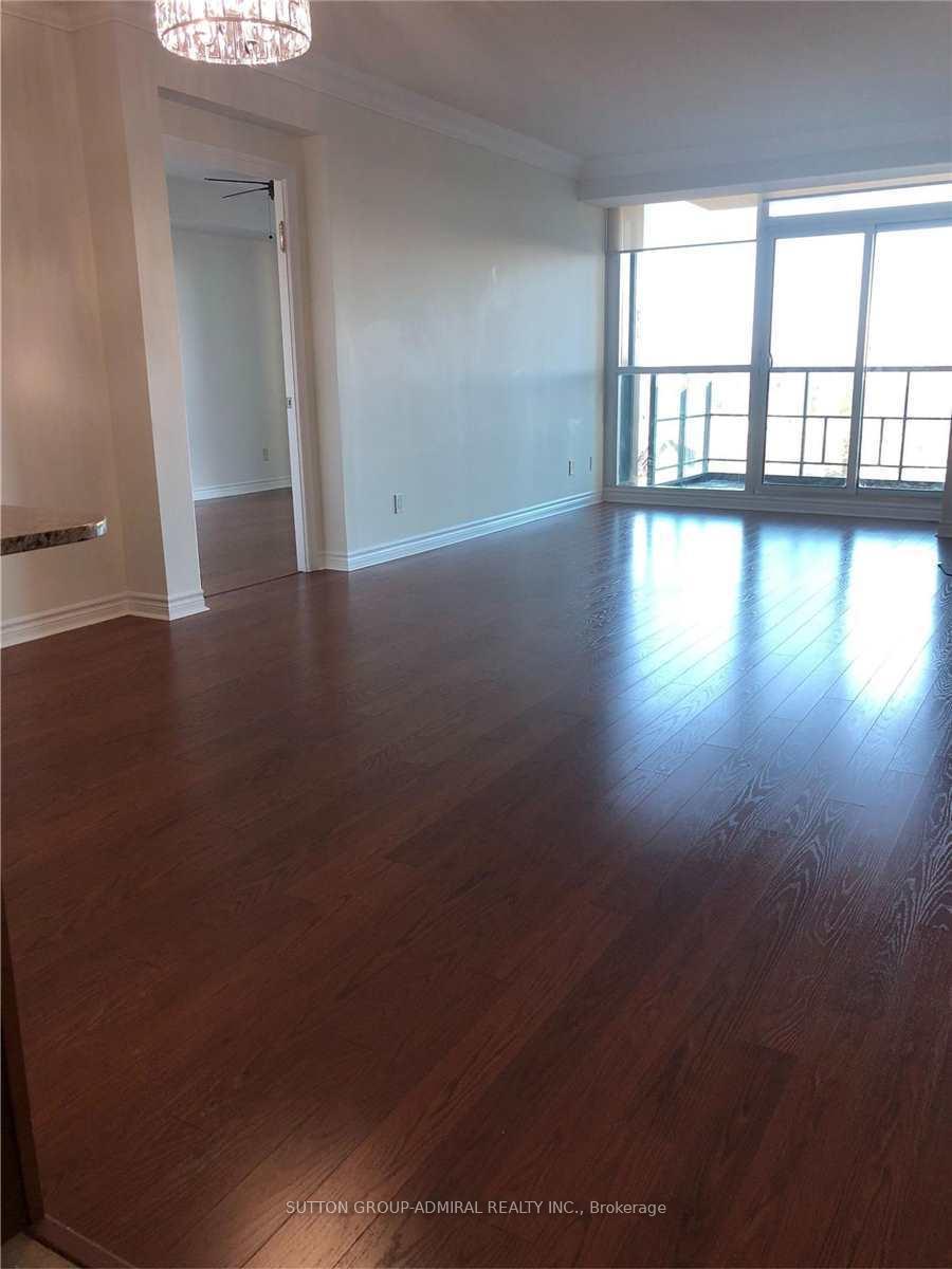 Photo 13 of Unit 507, 88 Promenade Circle, Vaughan, Brownridge — HOMEH