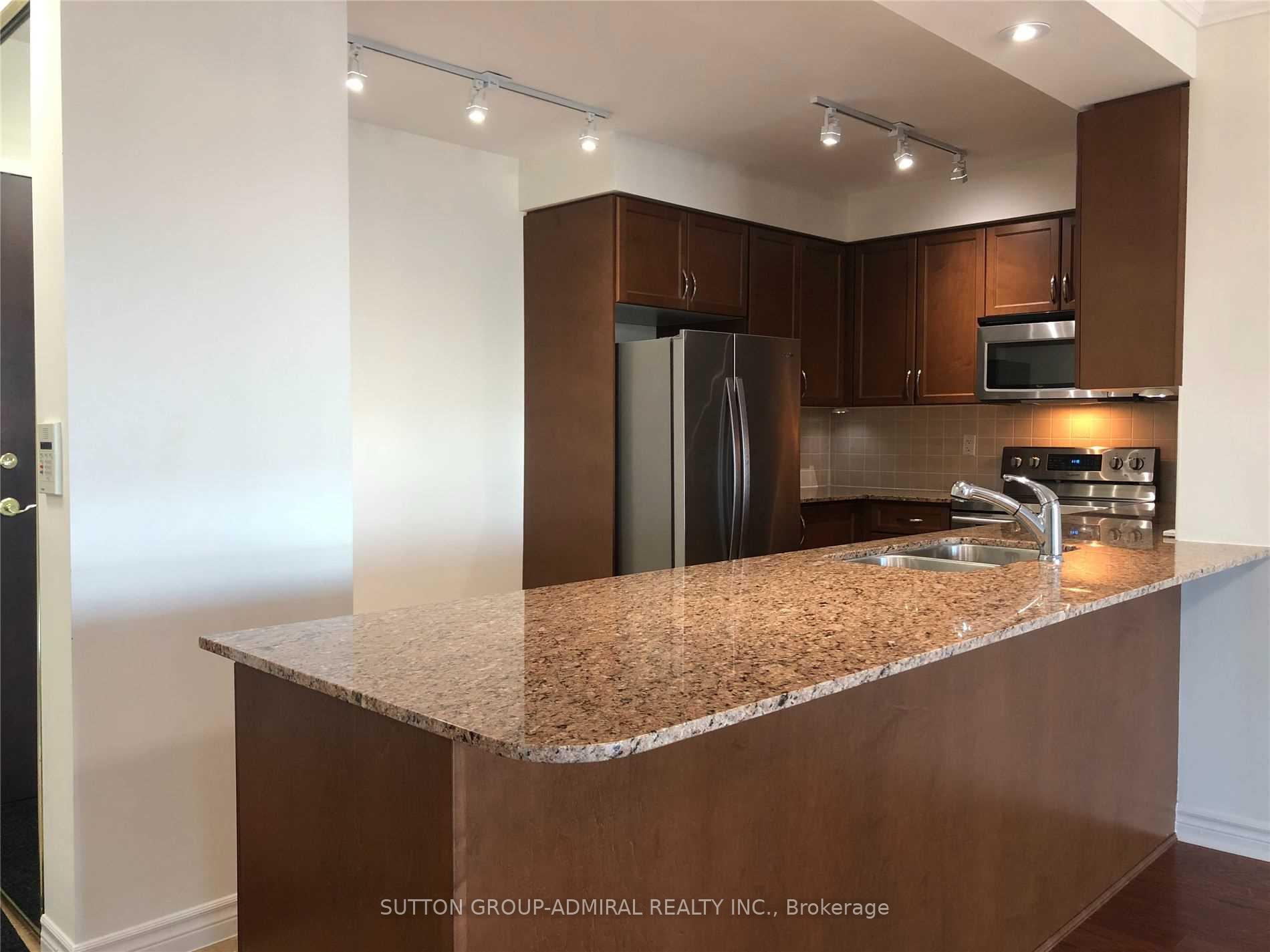 Photo 11 of Unit 507, 88 Promenade Circle, Vaughan, Brownridge — HOMEH