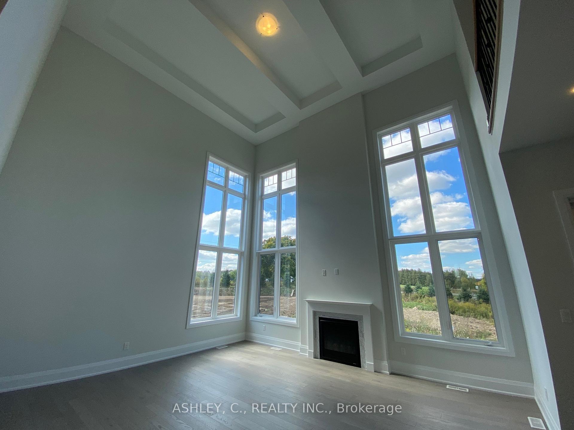 Photo 7 of 132 WIlliam Crisp Drive, Caledon, Alton — HOMEH