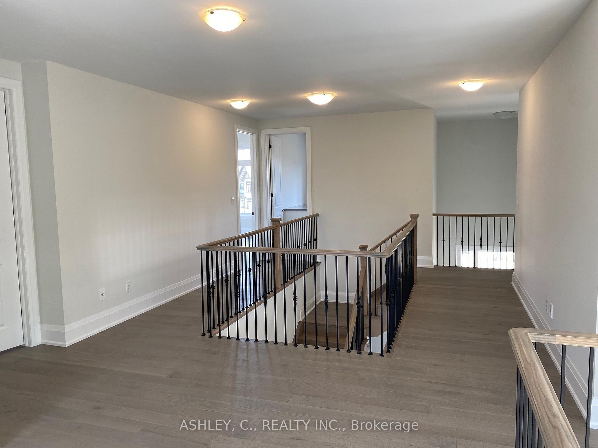 Photo 15 of 132 WIlliam Crisp Drive, Caledon, Alton — HOMEH