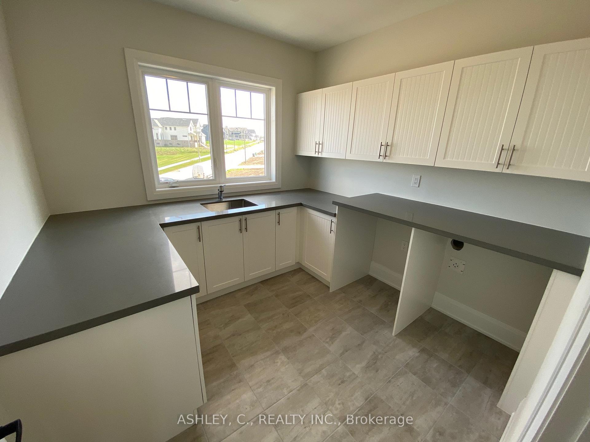 Photo 23 of 132 WIlliam Crisp Drive, Caledon, Alton — HOMEH