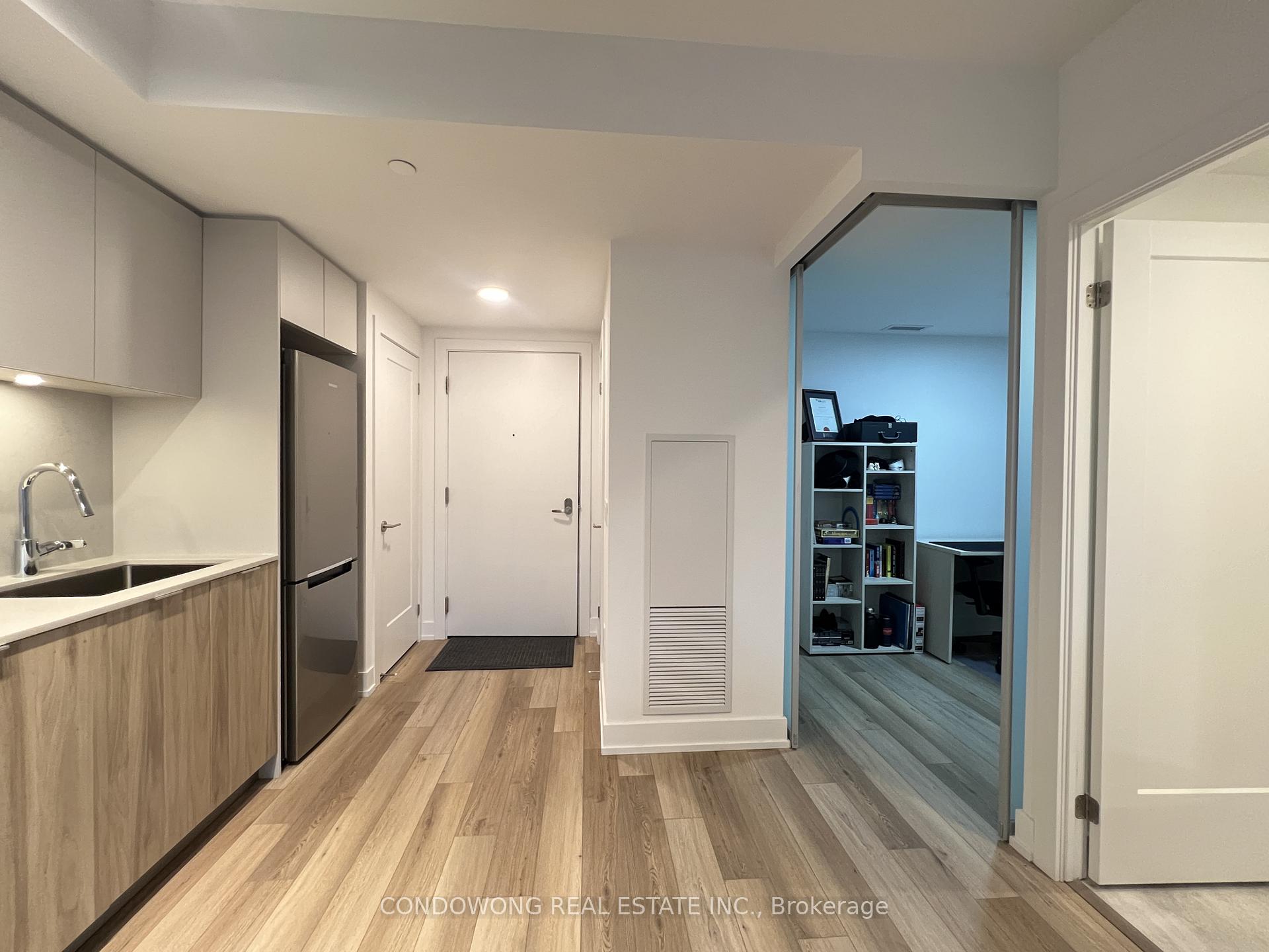 Photo 6 of Unit 1015, 9 Clegg Road, Markham, Unionville — HOMEH