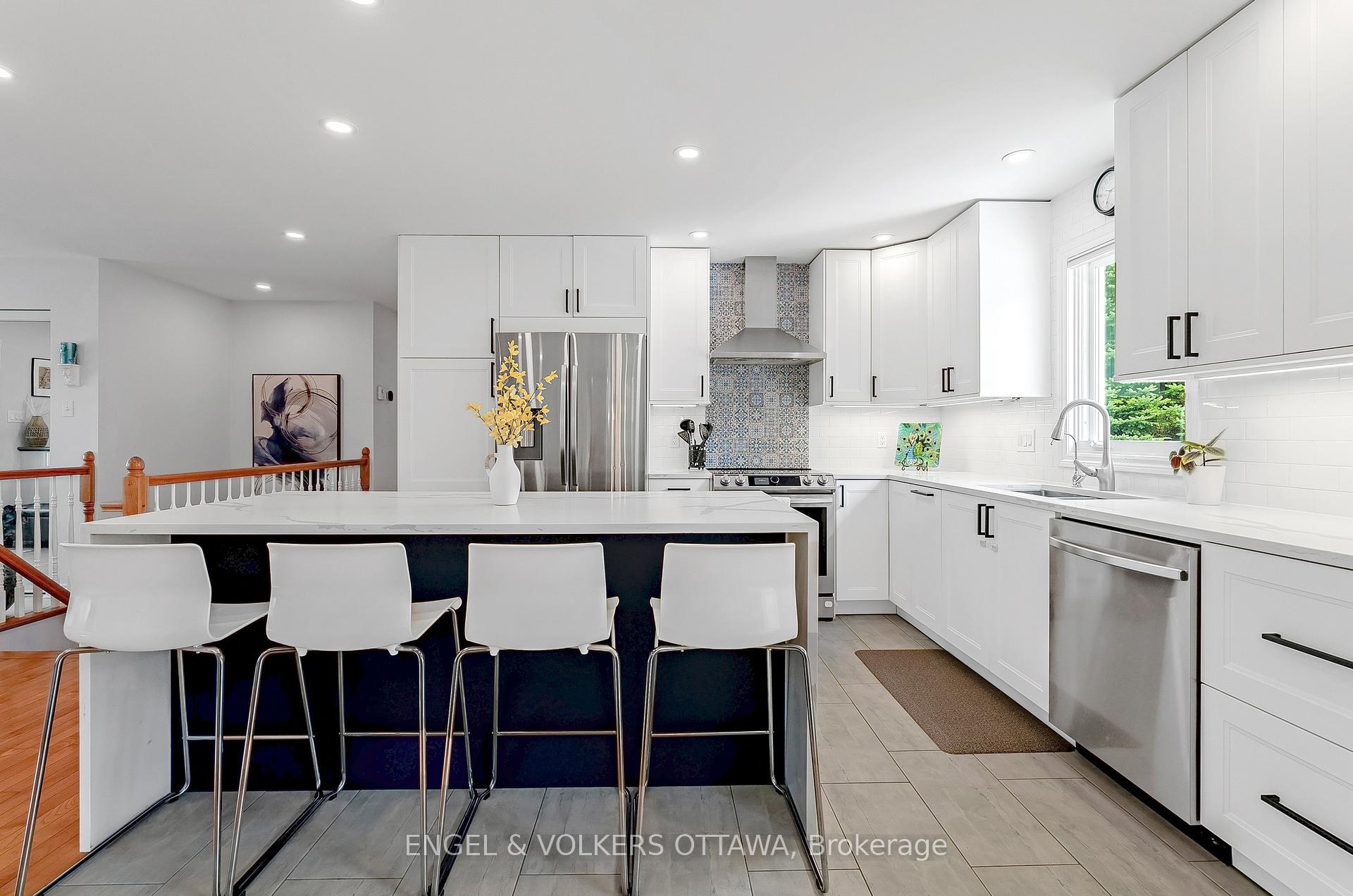 Photo 12 of 6978 Aldergrove Way, Ottawa, Greely — HOMEH