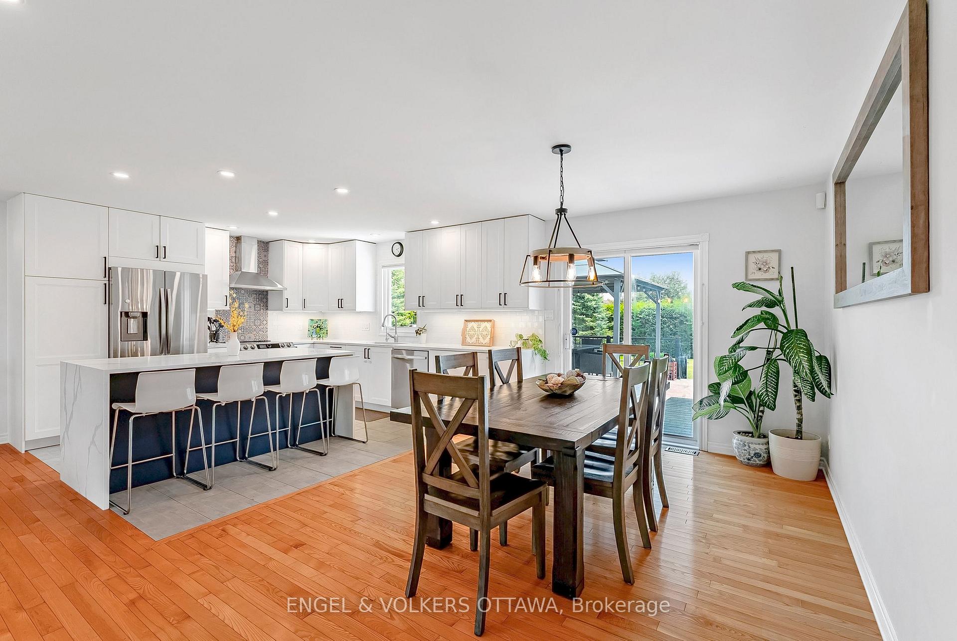 Photo 17 of 6978 Aldergrove Way, Ottawa, Greely — HOMEH