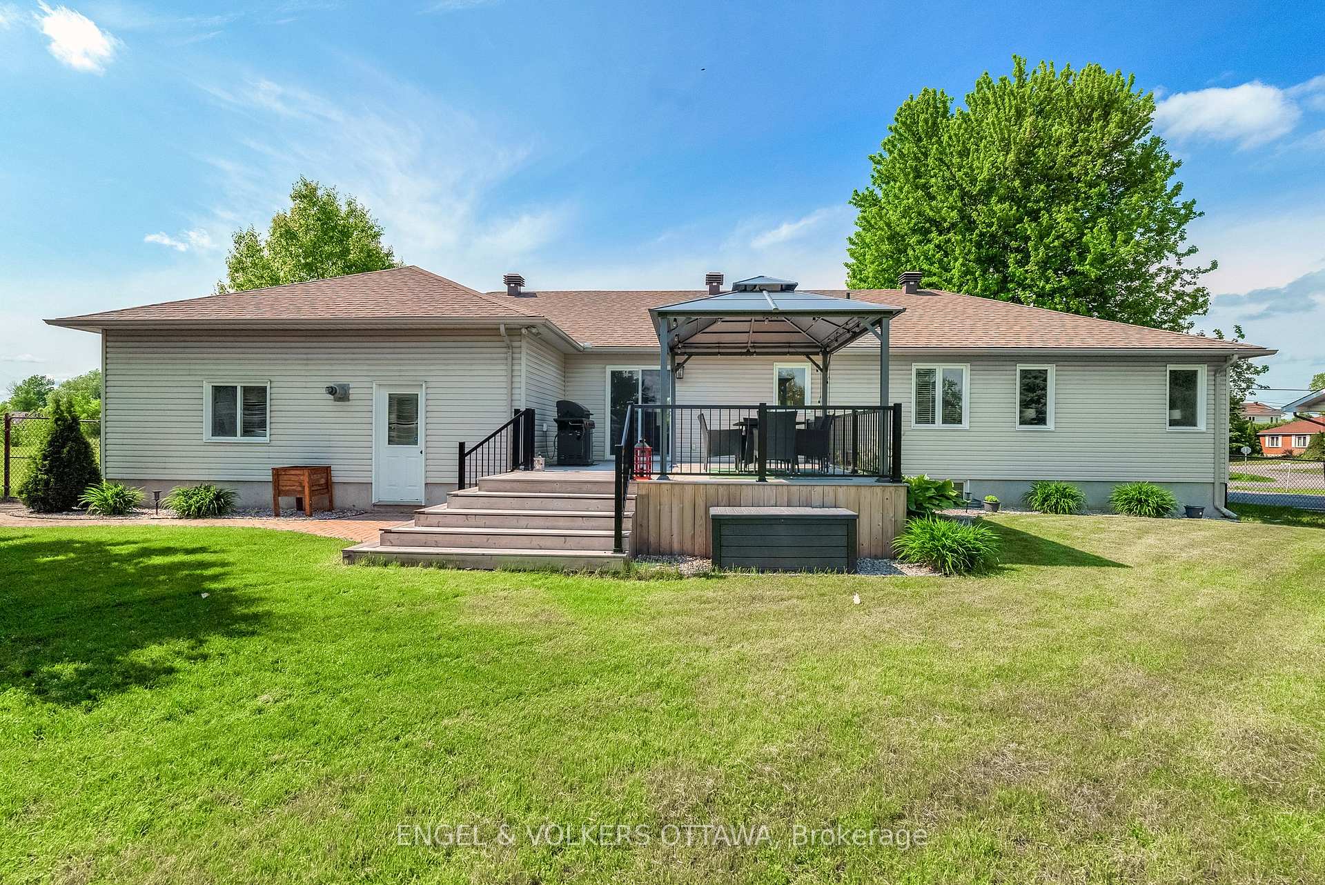 Photo 38 of 6978 Aldergrove Way, Ottawa, Greely — HOMEH