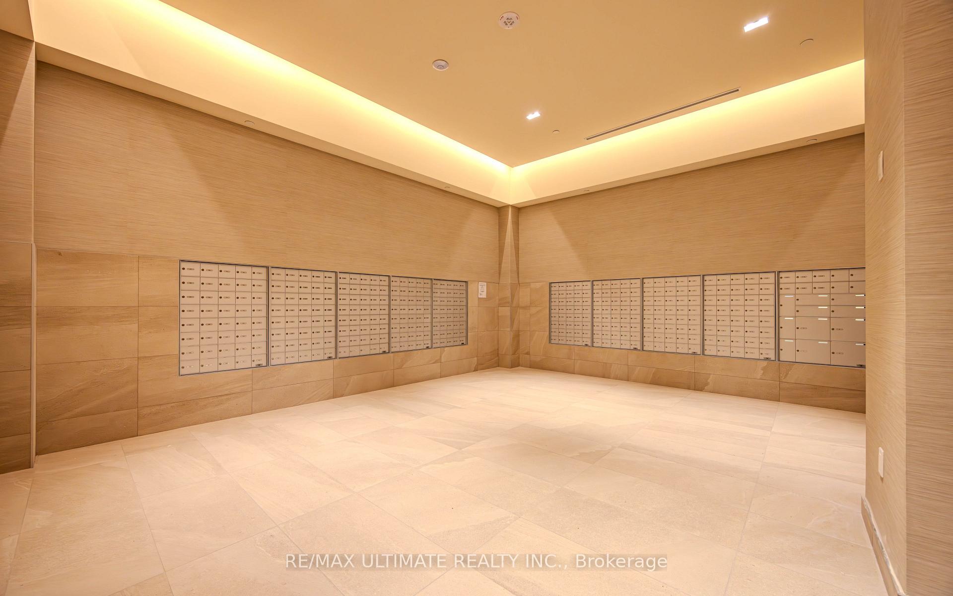 Photo 8 of Unit 1219, 8960 Jane Street, Vaughan, Concord — HOMEH