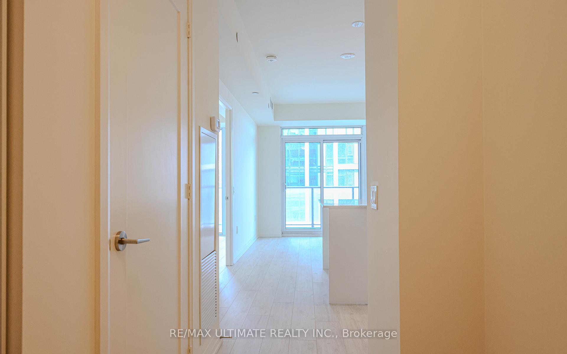 Photo 6 of Unit 1219, 8960 Jane Street, Vaughan, Concord — HOMEH