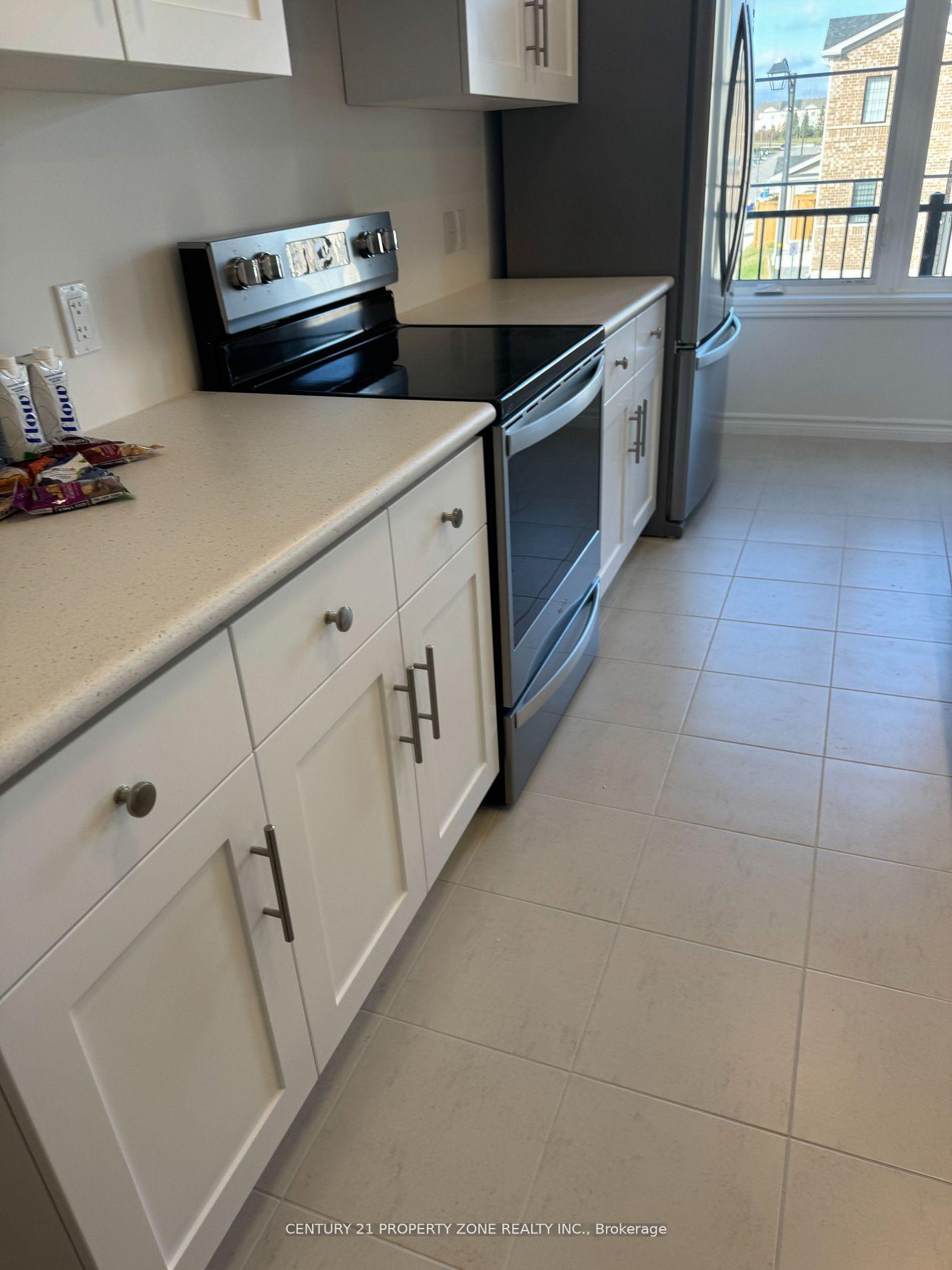 Photo 15 of 55 lomond Lane, Kitchener — HOMEH