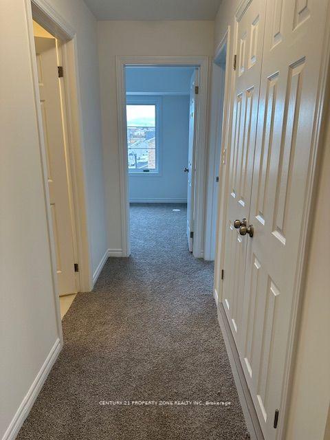 Photo 12 of 55 lomond Lane, Kitchener — HOMEH