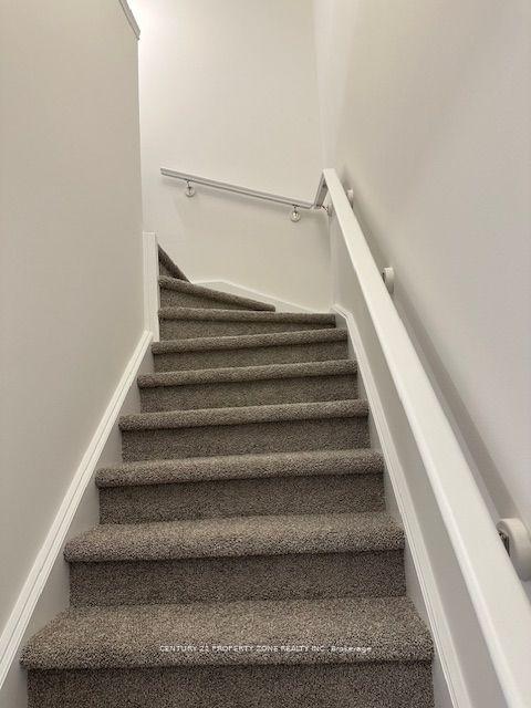Photo 4 of 55 lomond Lane, Kitchener — HOMEH