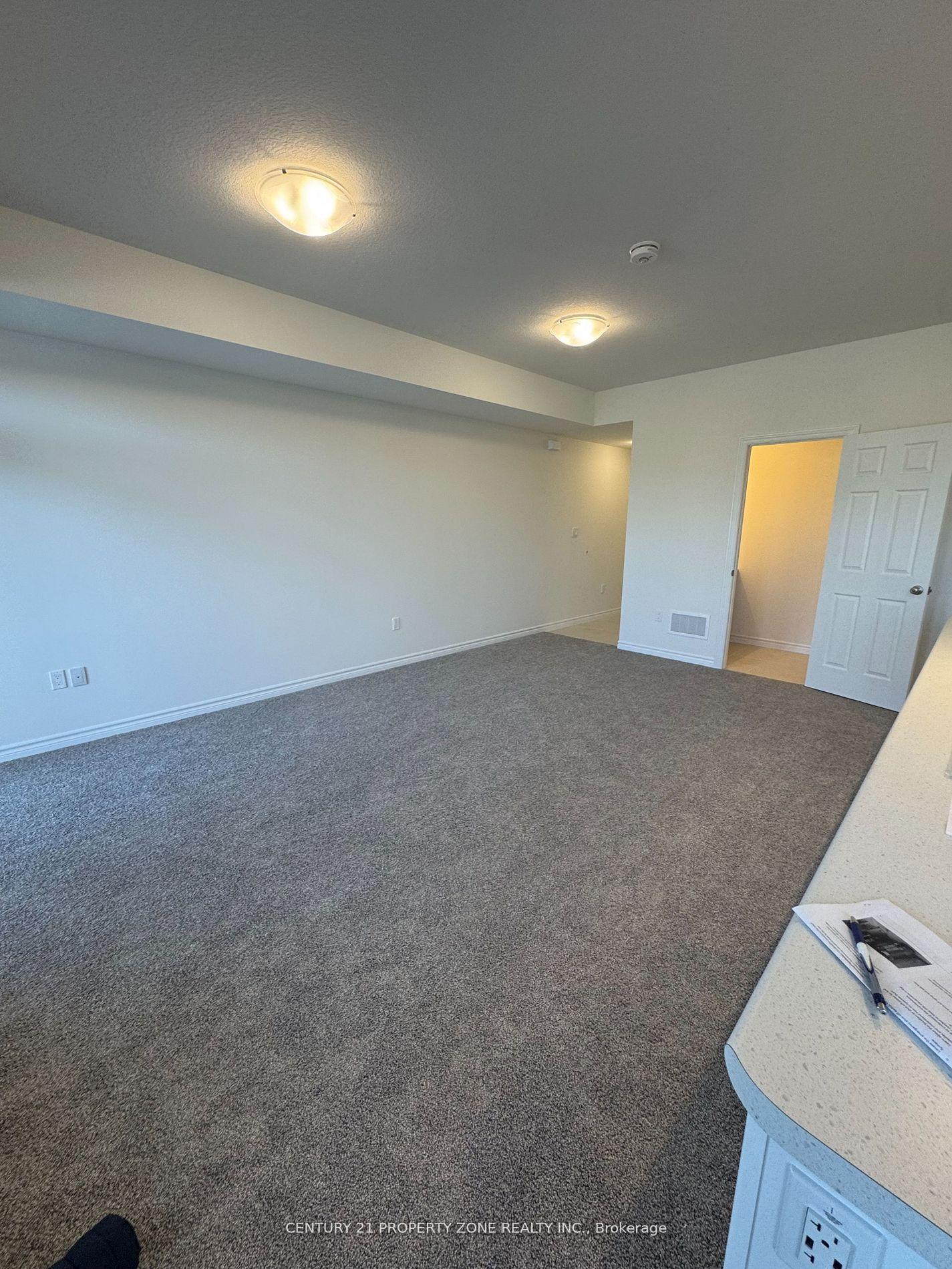 Photo 20 of 55 lomond Lane, Kitchener — HOMEH