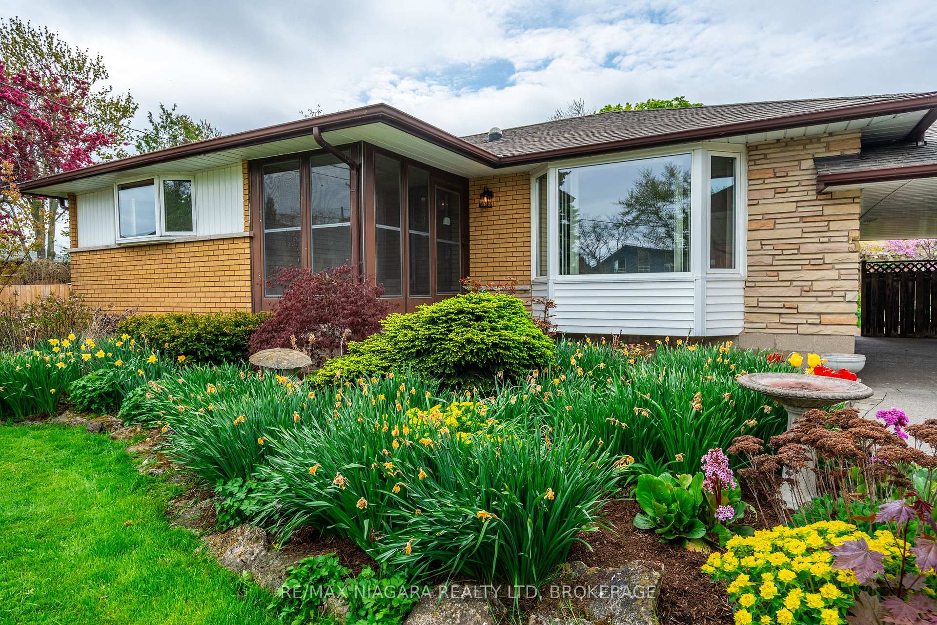 Photo 6 of 5 Almond Gardens, Grimsby, Grimsby Beach — HOMEH
