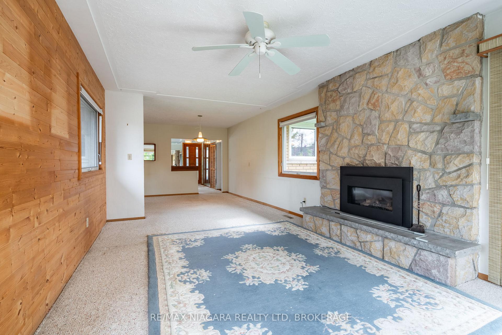 Photo 13 of 5 Almond Gardens, Grimsby, Grimsby Beach — HOMEH
