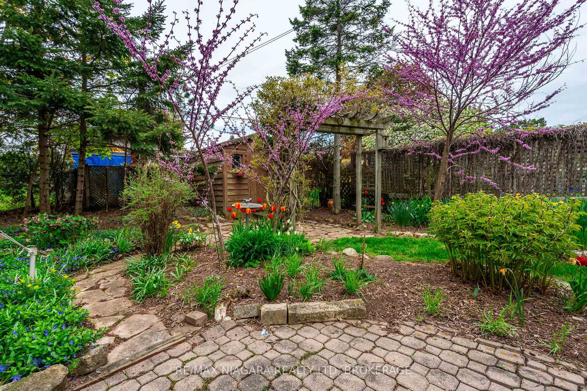 Photo 33 of 5 Almond Gardens, Grimsby, Grimsby Beach — HOMEH
