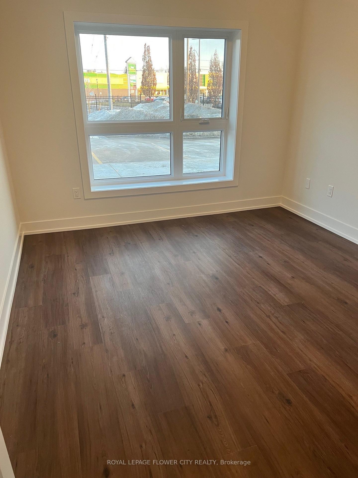 Photo 3 of Unit 103, 1000 Lackner Place, Kitchener — HOMEH