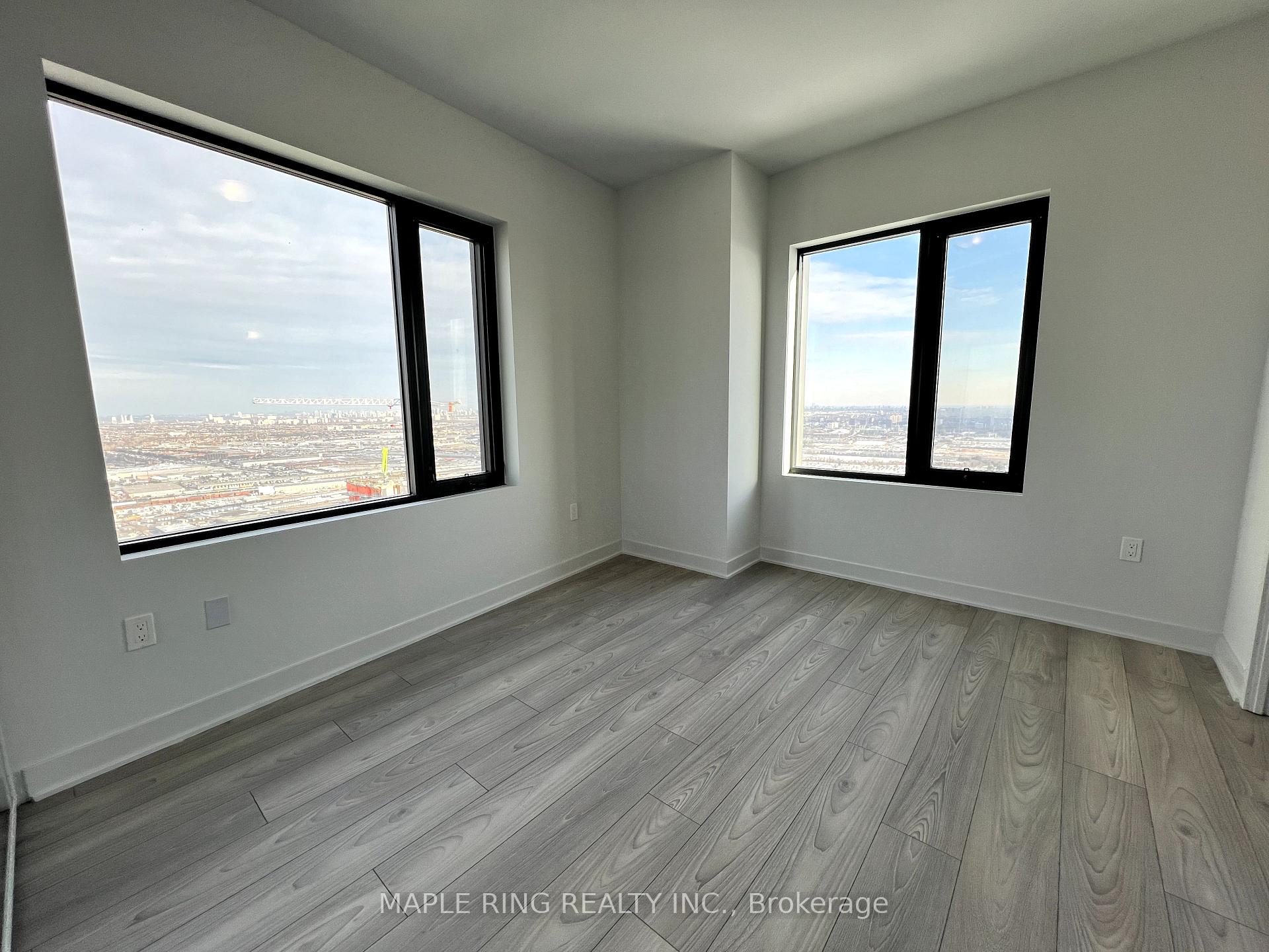 Photo 9 of Unit 4902, 2920 Highway 7 Road, Vaughan, Concord — HOMEH