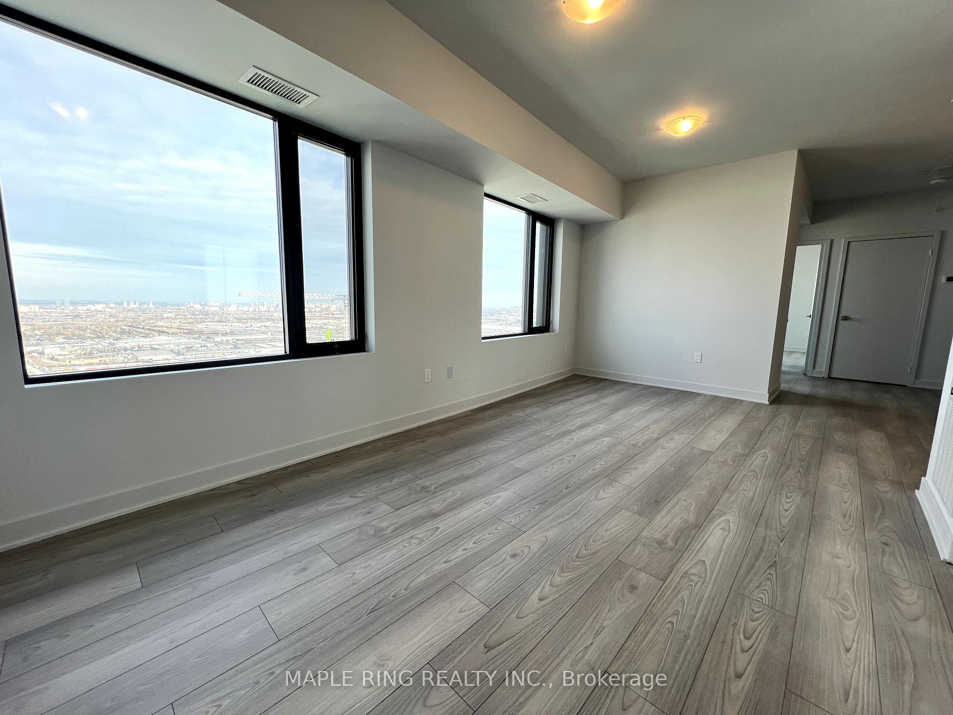 Photo 5 of Unit 4902, 2920 Highway 7 Road, Vaughan, Concord — HOMEH
