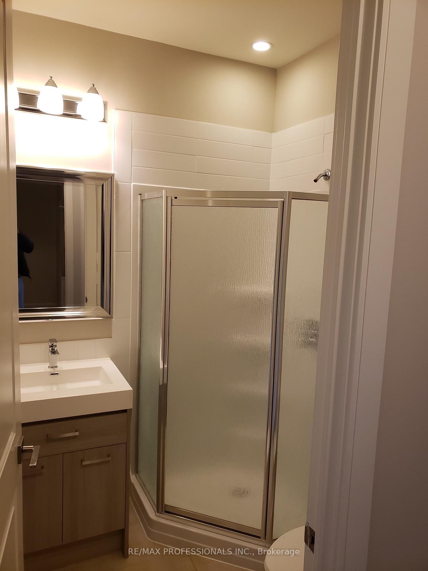 Photo 9 of Unit 405, 150 Main Street W, Hamilton, Central — HOMEH