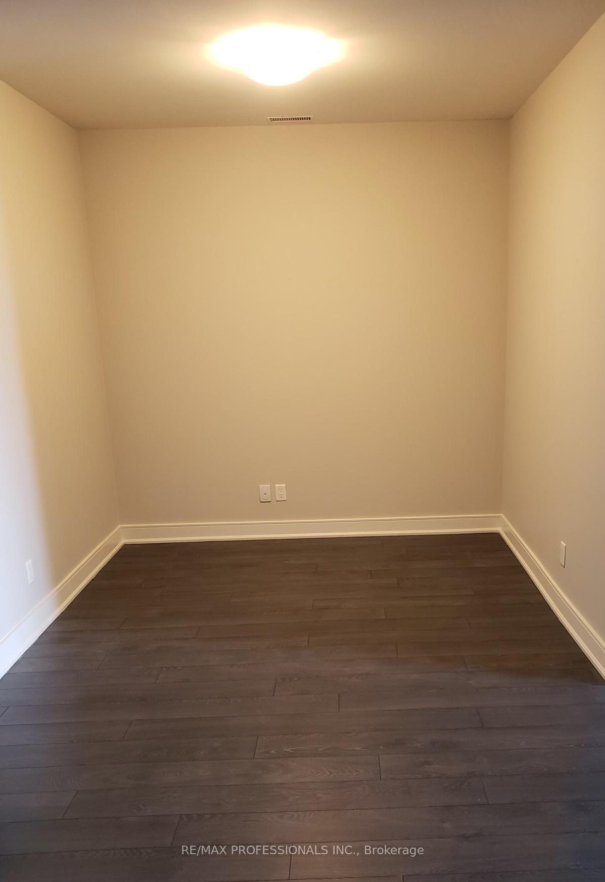 Photo 7 of Unit 405, 150 Main Street W, Hamilton, Central — HOMEH
