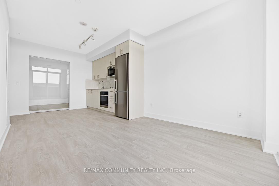 Photo 17 of Unit 302, 2545 Simcoe Street N, Oshawa, Windfields — HOMEH