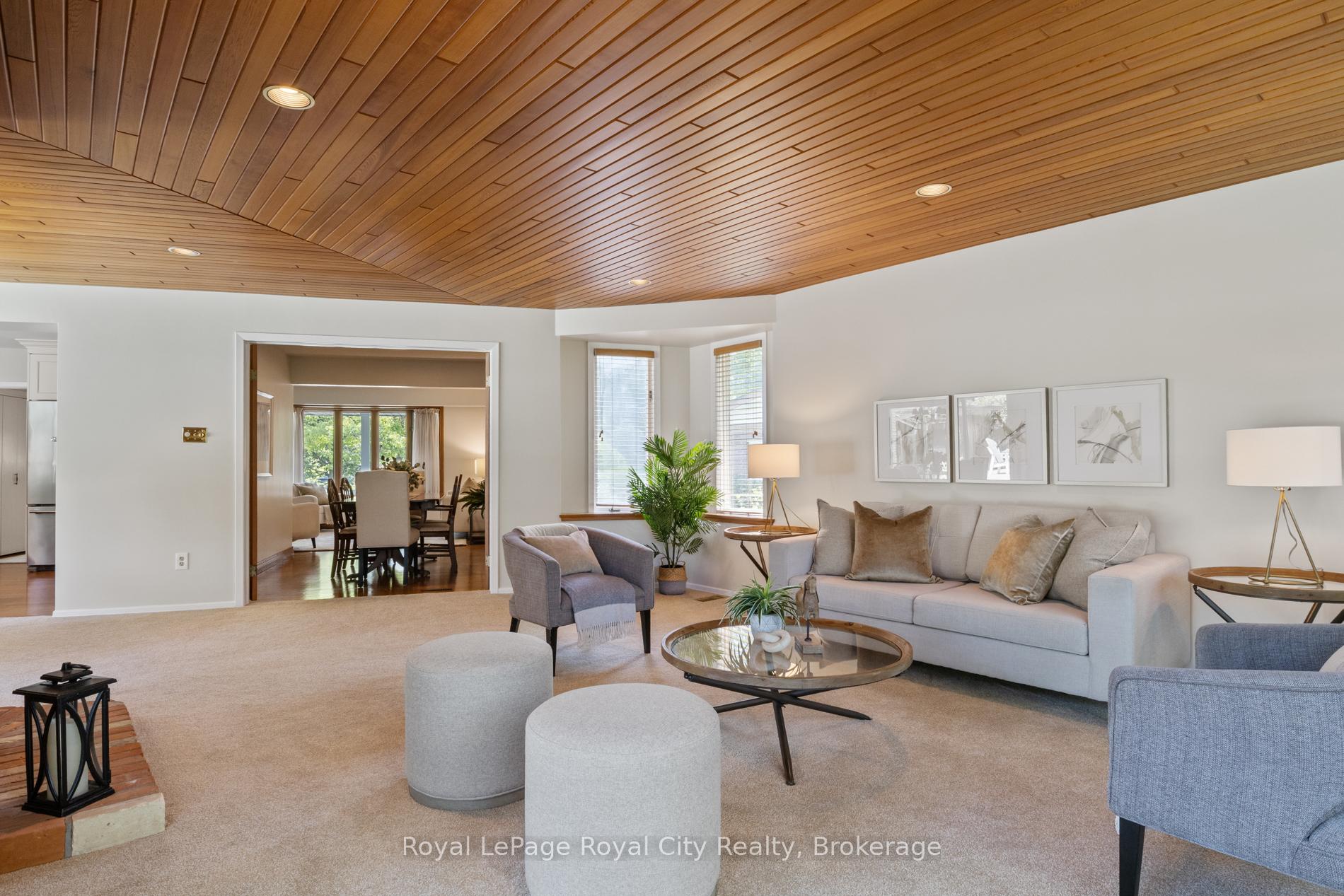 Photo 20 of 10 Eton Place, Guelph, Riverside Park — HOMEH