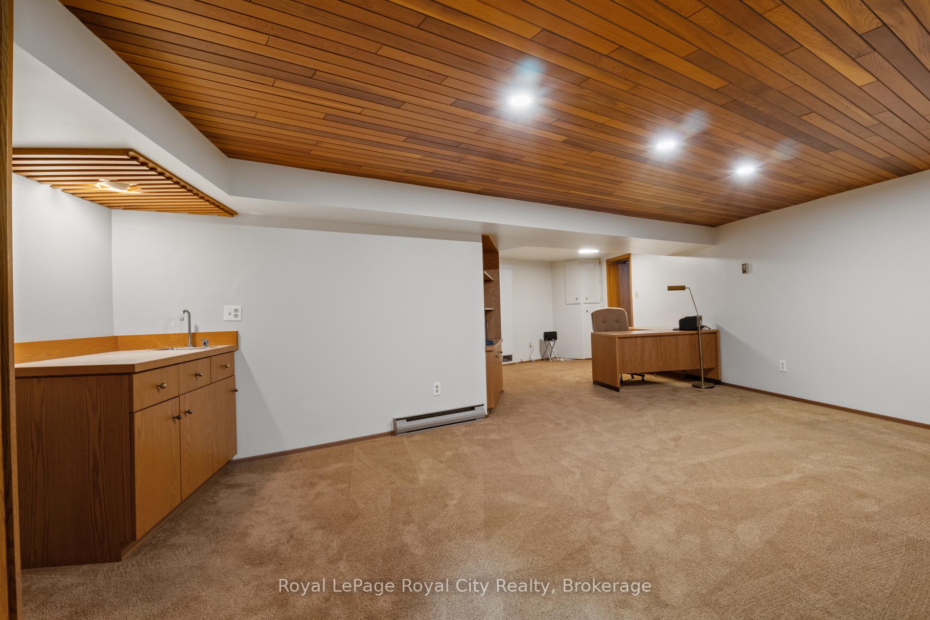 Photo 30 of 10 Eton Place, Guelph, Riverside Park — HOMEH