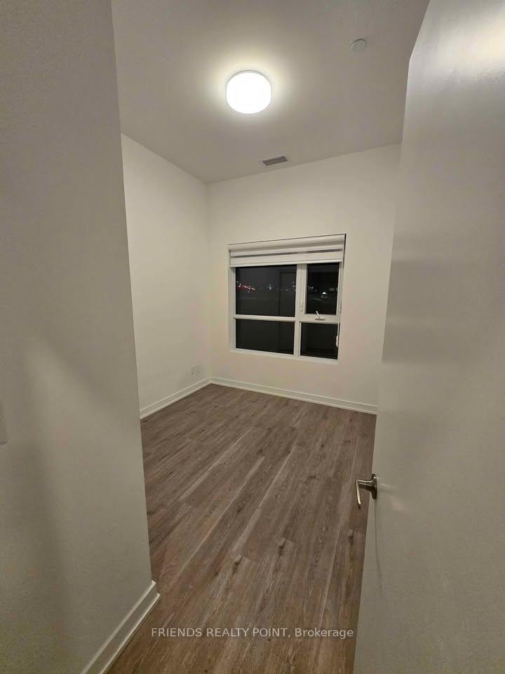 Photo 2 of Unit 104, 56 Lakeside Terrace, Barrie, Little Lake — HOMEH
