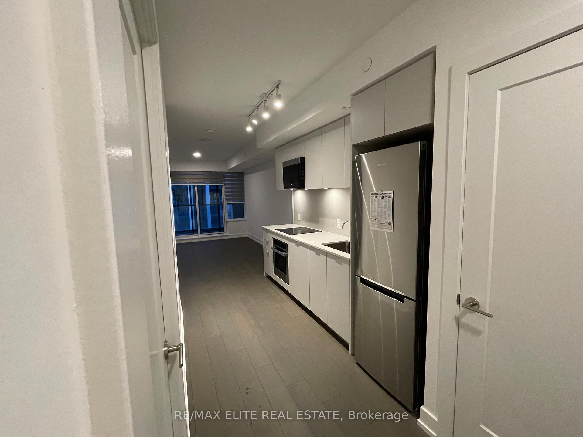 Photo 6 of Unit 1001, 9 Clegg Road, Markham, Unionville — HOMEH