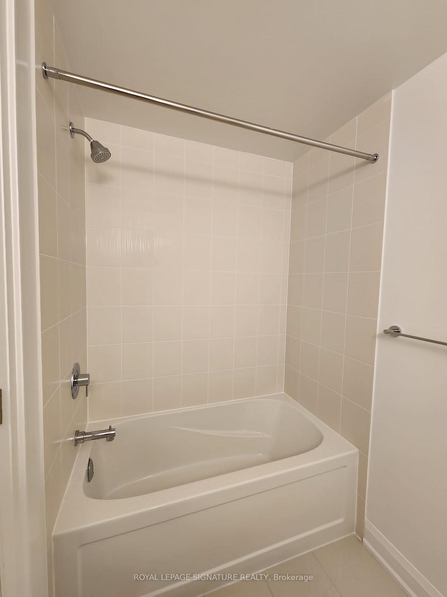 Photo 12 of Unit 1107, 10 Gatineau Drive, Vaughan, Beverley Glen — HOMEH