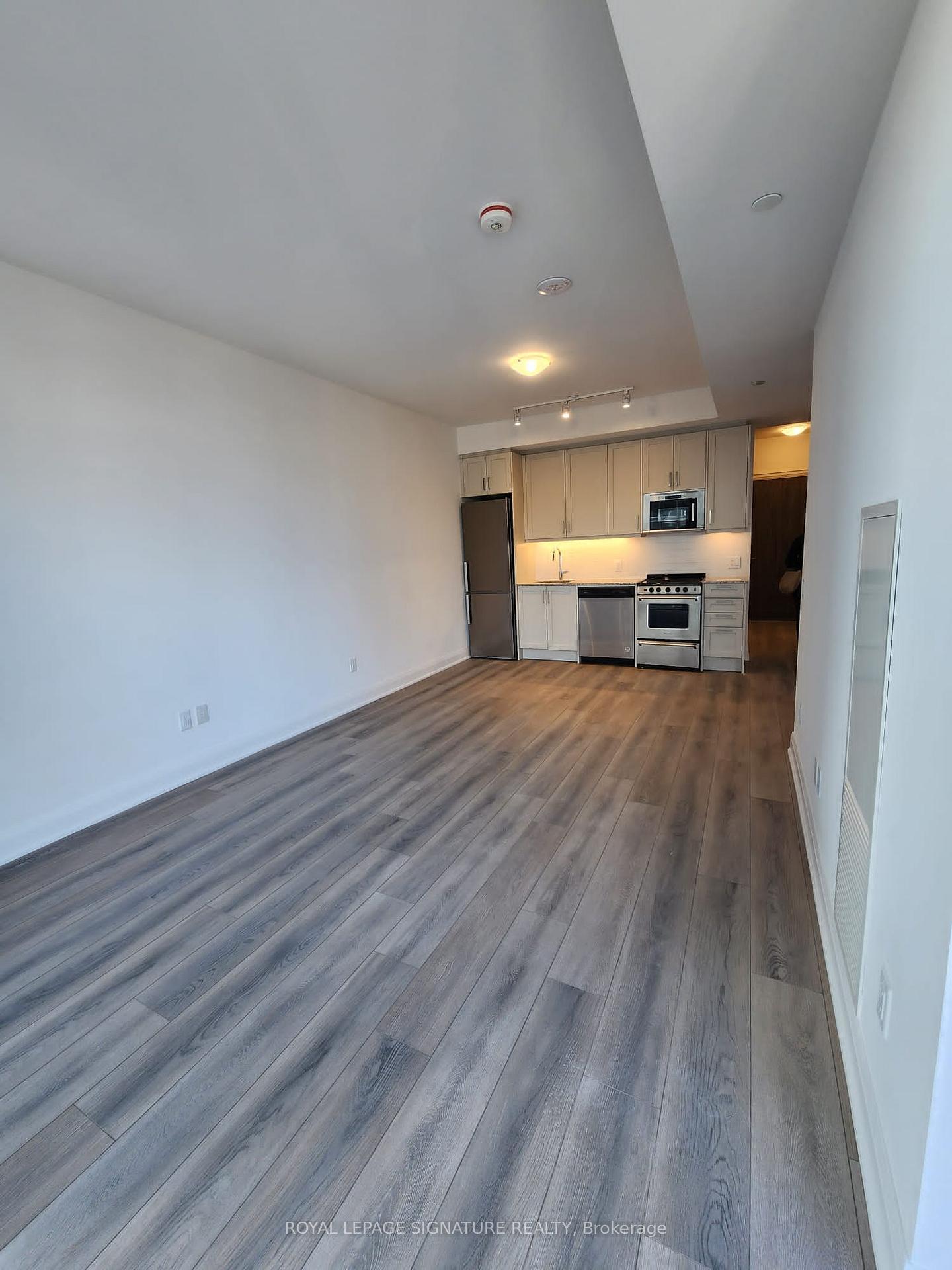 Photo 9 of Unit 1107, 10 Gatineau Drive, Vaughan, Beverley Glen — HOMEH