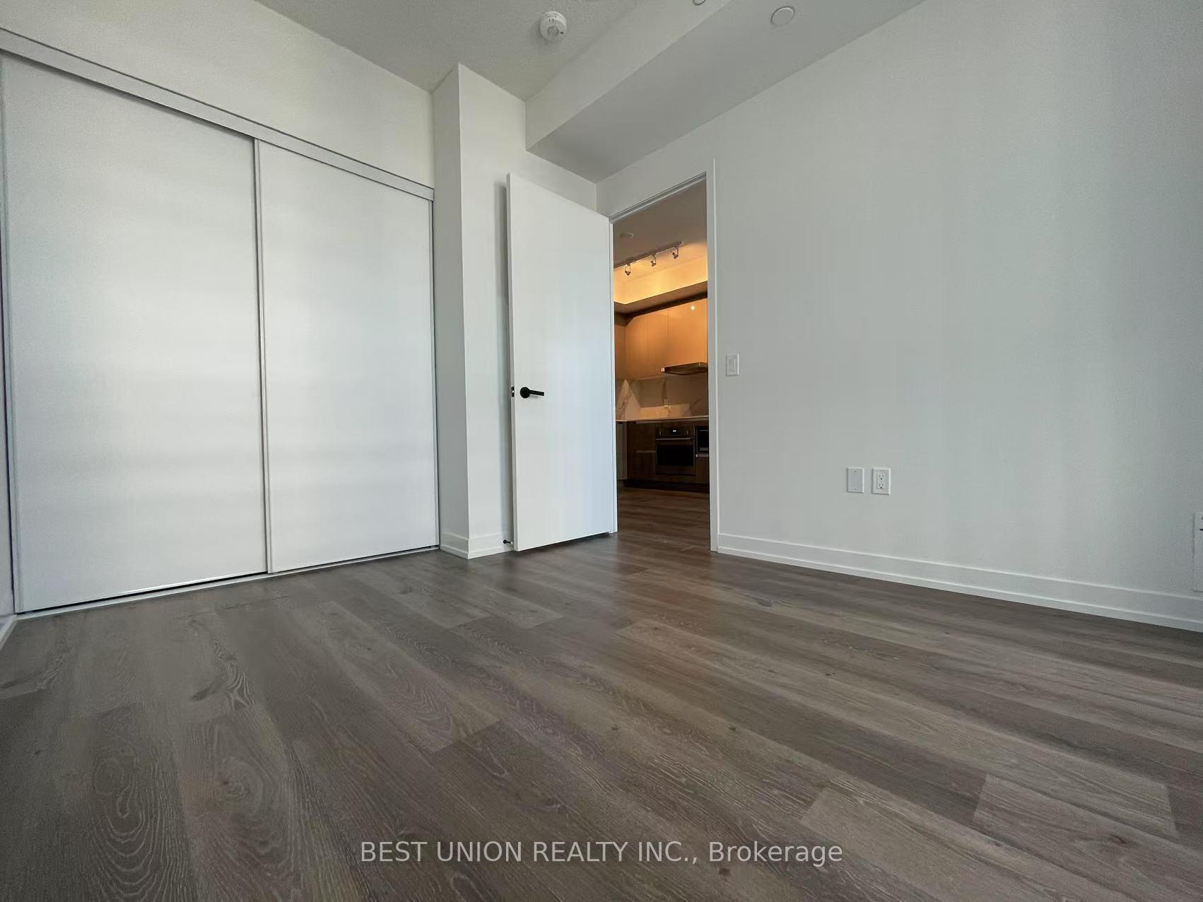 Photo 11 of Unit 1801, 225 Commerce Street, Vaughan, Vaughan Corporate Centre — HOMEH